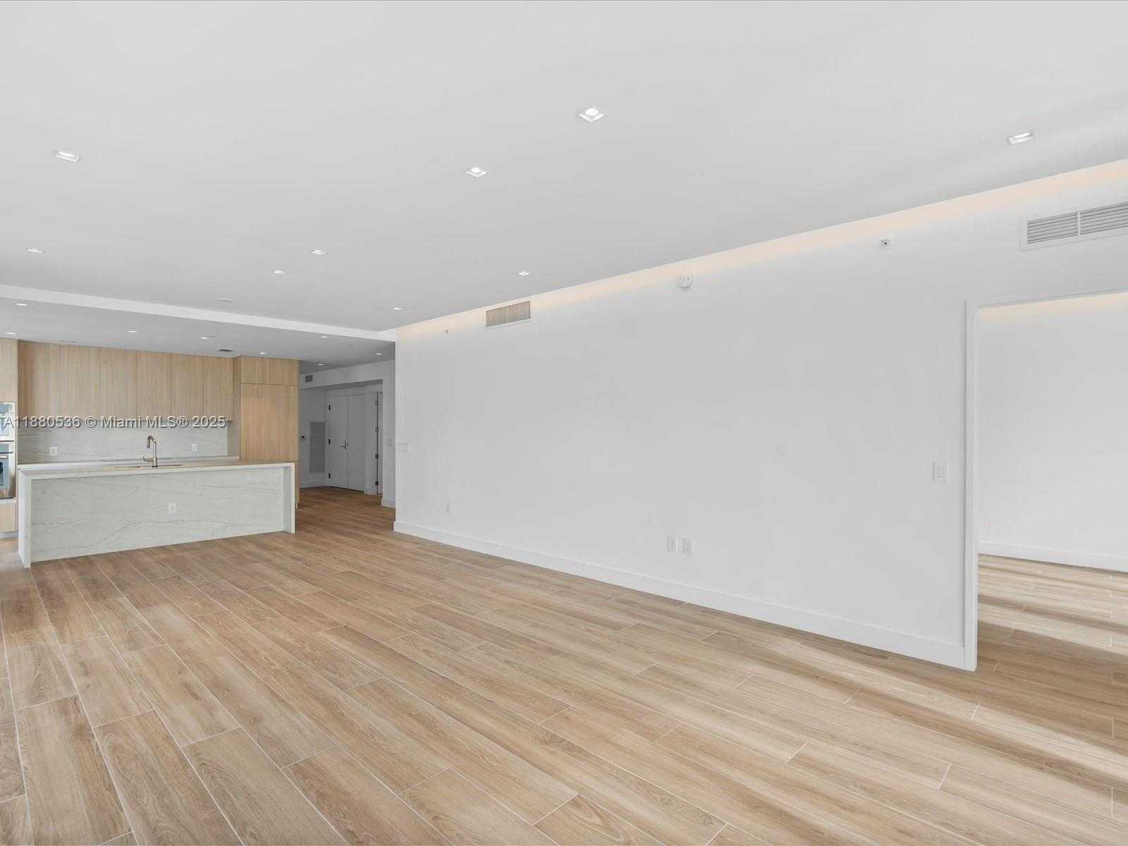 Small Image of 700 NORTH EAST 24TH ST #3207, Miami Number 49
