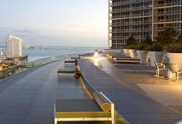 Small Image of 495 BRICKELL AVE #2702, Miami Number 10