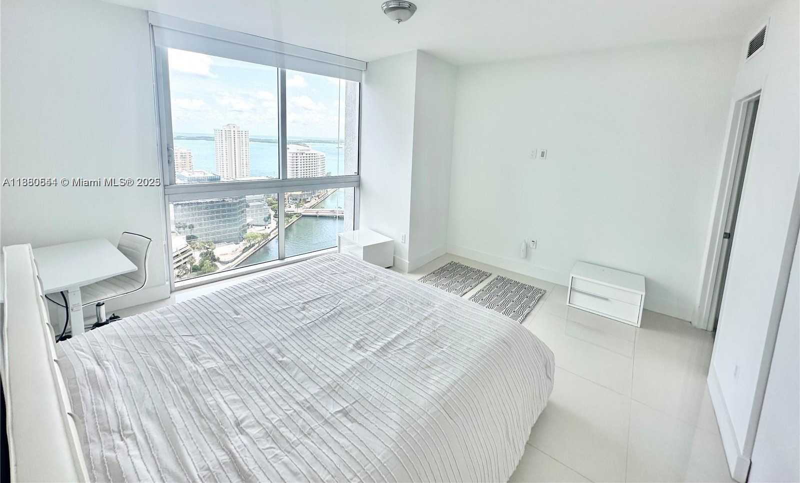 Small Image of 495 BRICKELL AVE #2702, Miami Number 5
