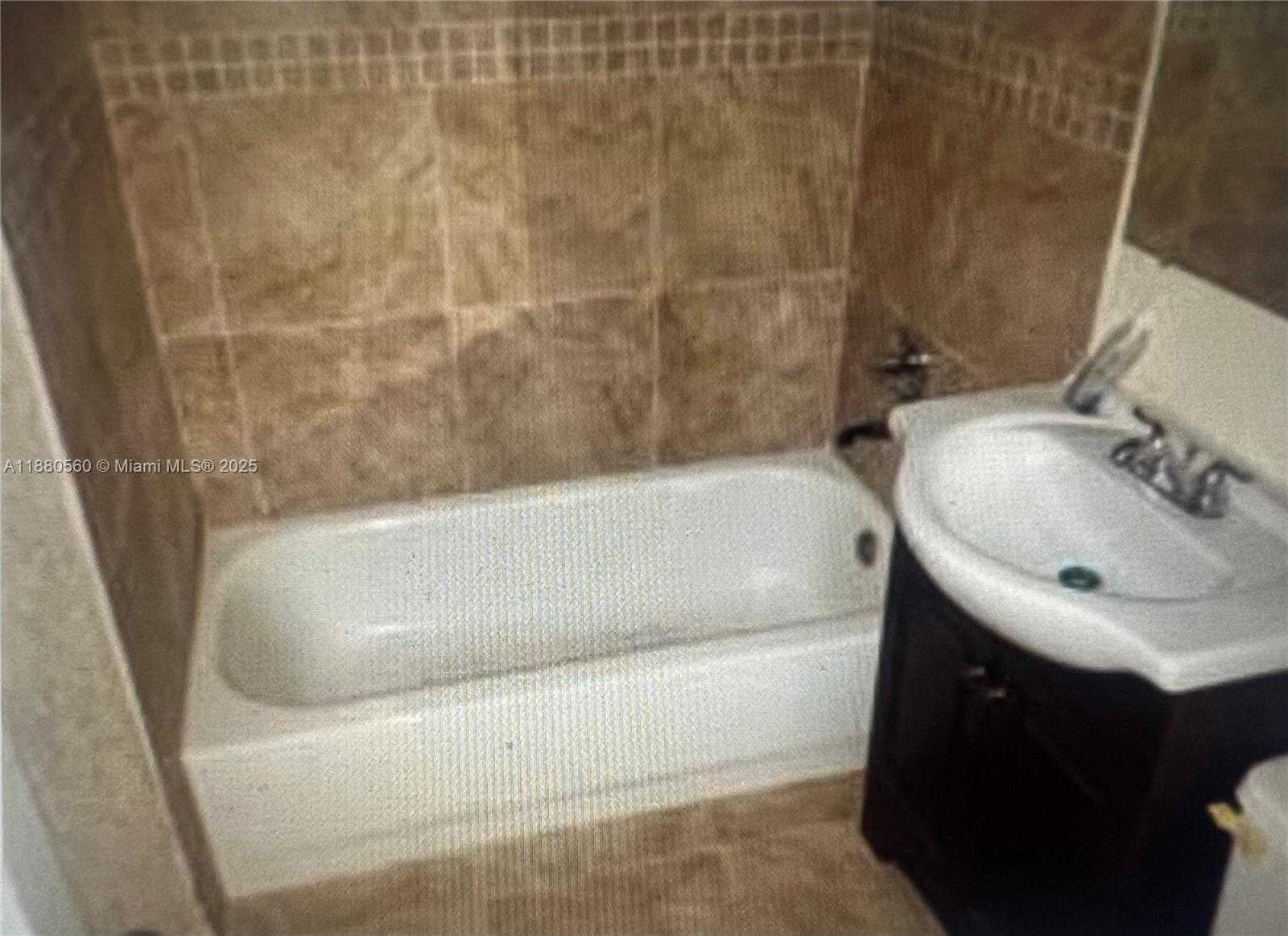 Small Image of 931 NORTH WEST 34TH WAY, Lauderhill Number 2