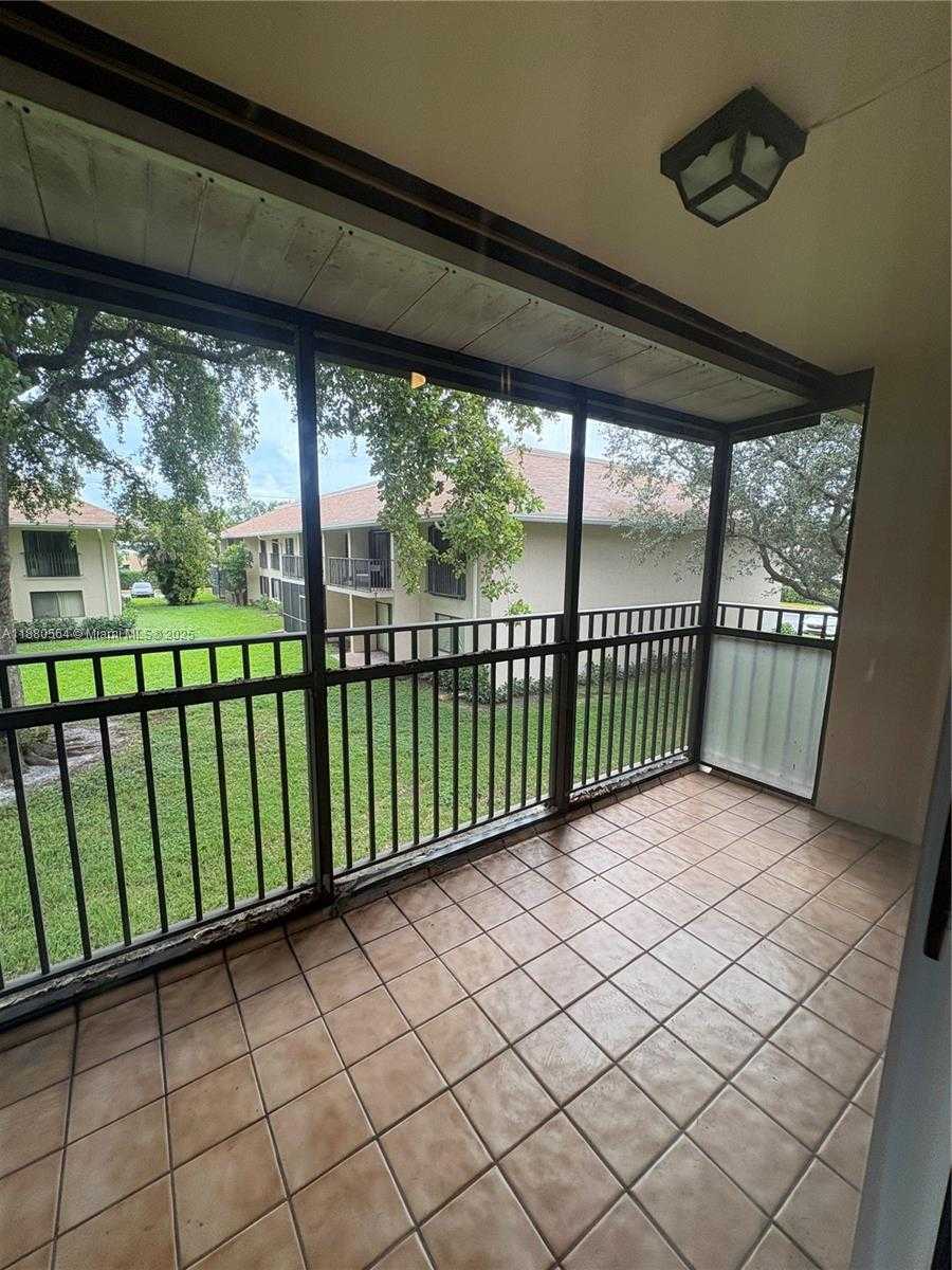 Small Image of 5981 WASHINGTON ST #215, Hollywood Number 20