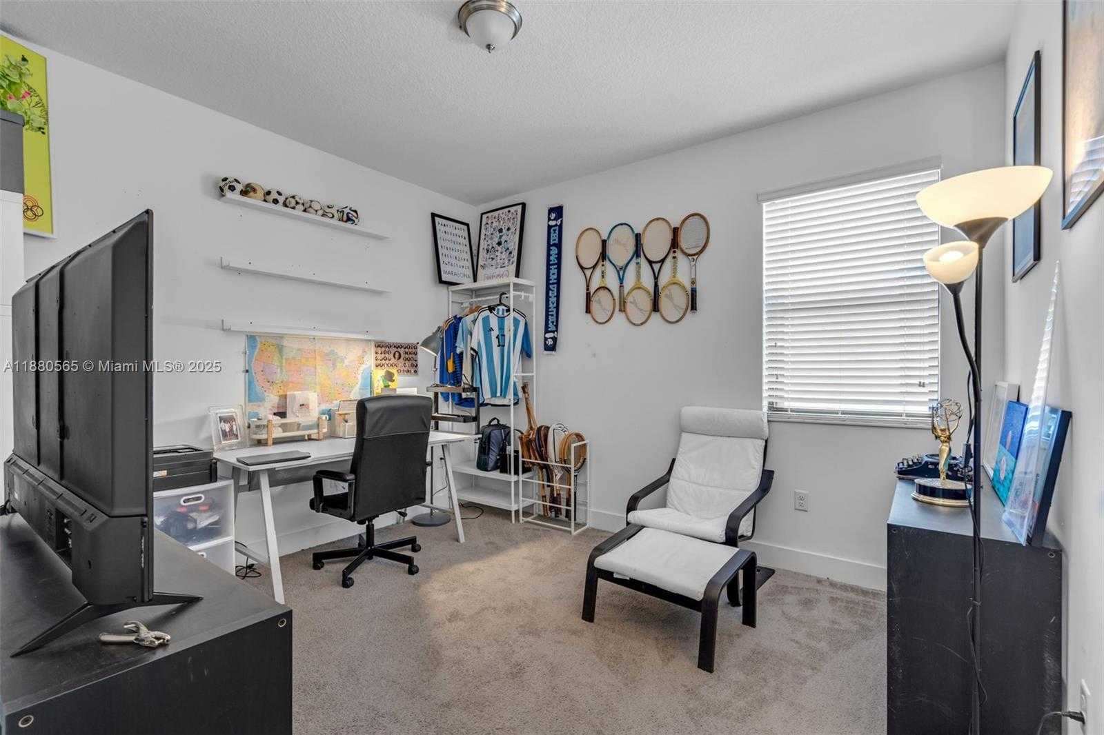 Small Image of 3332 WEST 95TH TER #3332, Hialeah Number 16