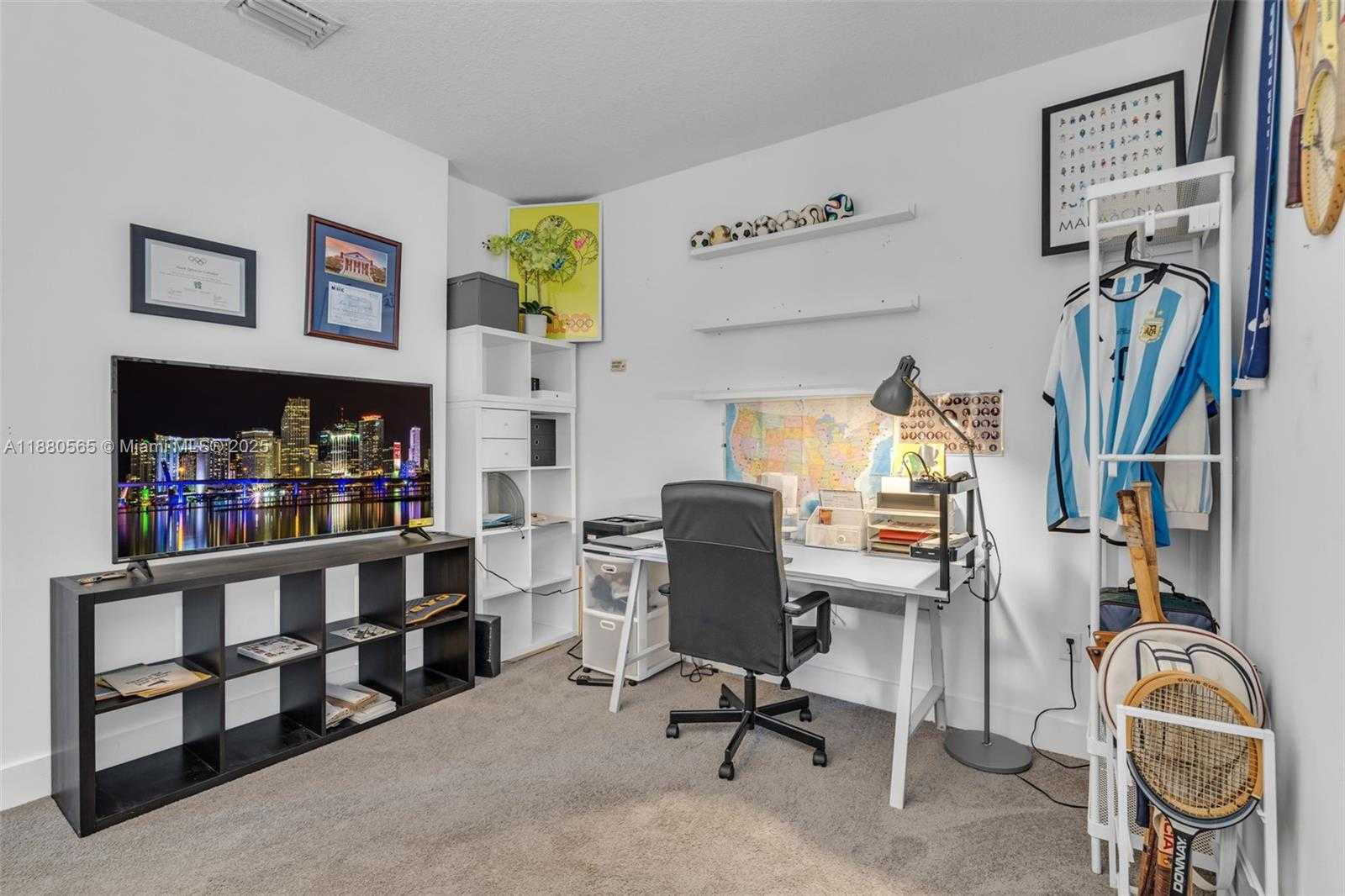 Small Image of 3332 WEST 95TH TER #3332, Hialeah Number 17