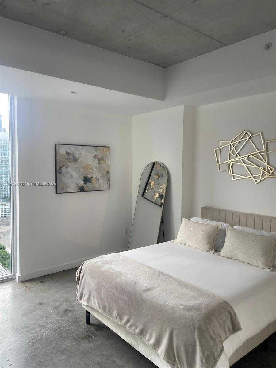Small Image of 151 SOUTH EAST 1ST ST #2807, Miami Number 5