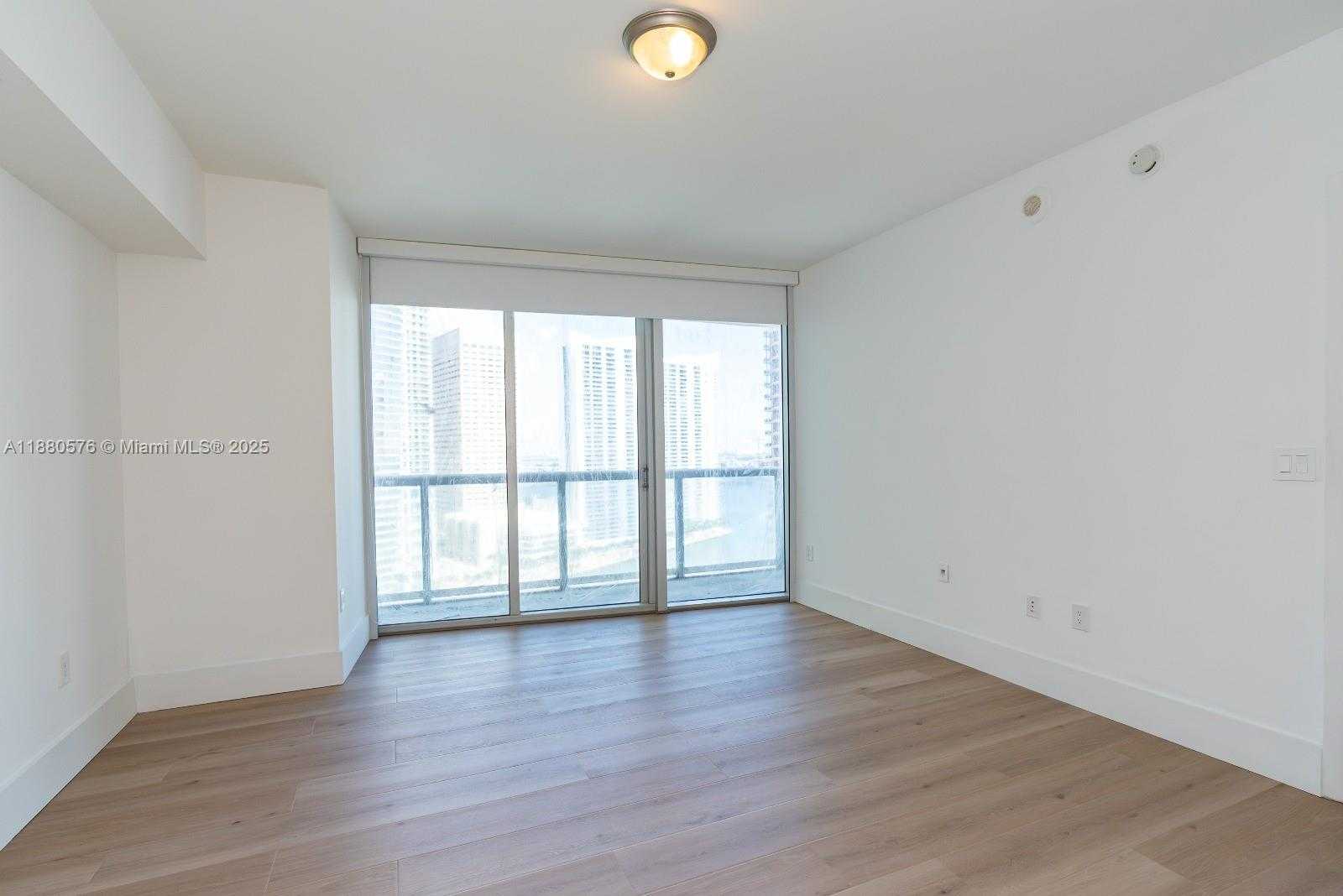 Small Image of 495 BRICKELL AVE #2102, Miami Number 34