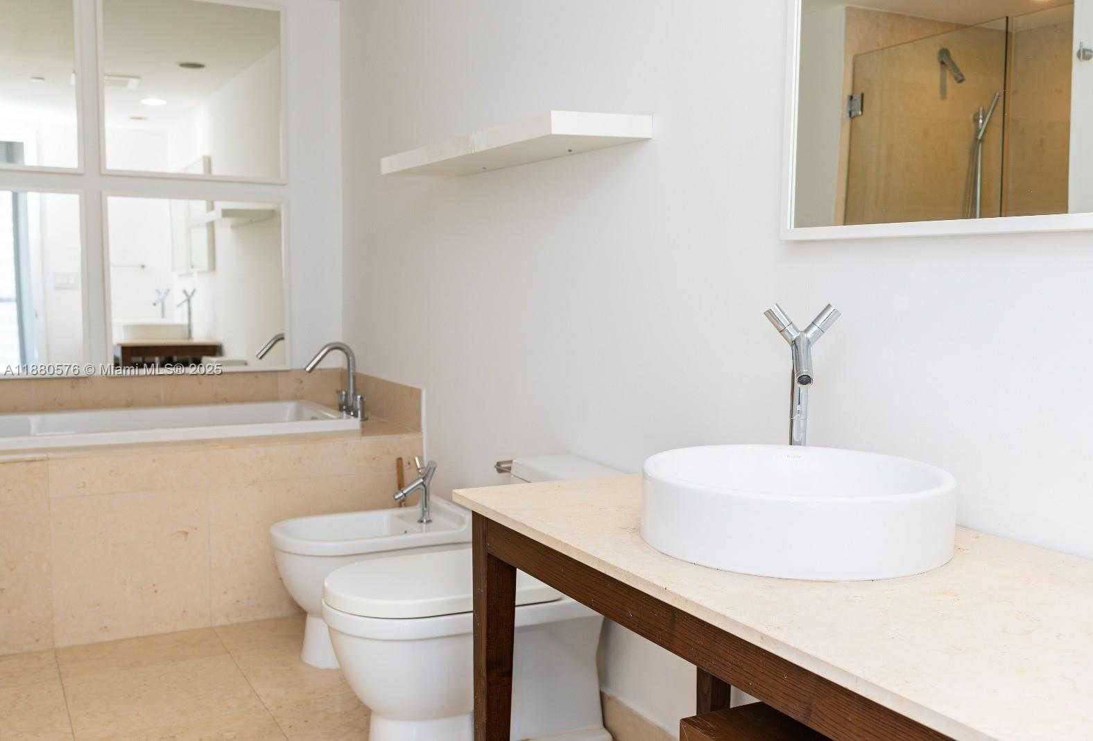 Small Image of 495 BRICKELL AVE #2102, Miami Number 47