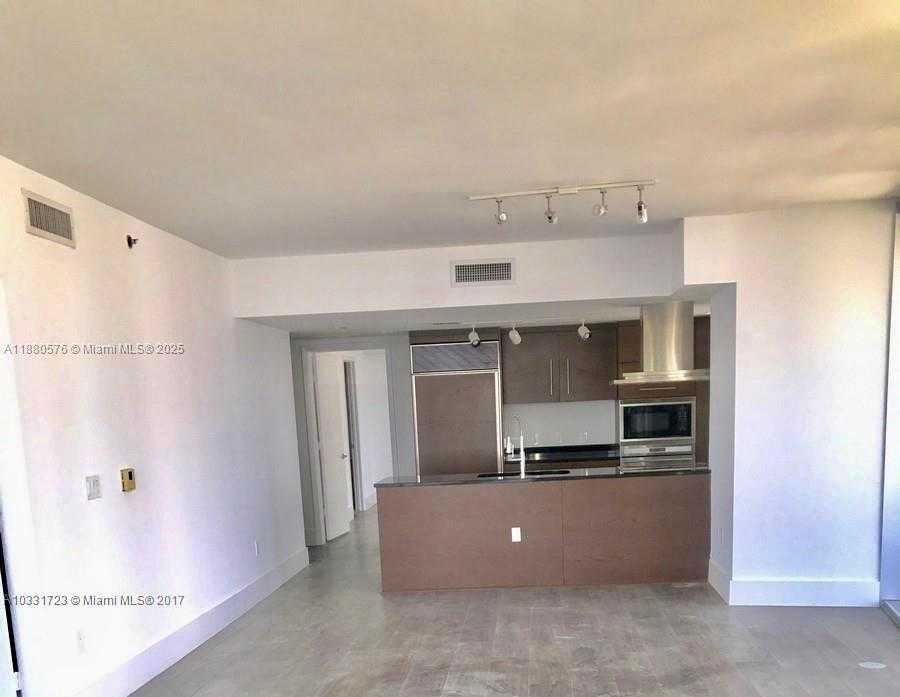 Small Image of 495 BRICKELL AVE #2102, Miami Number 9
