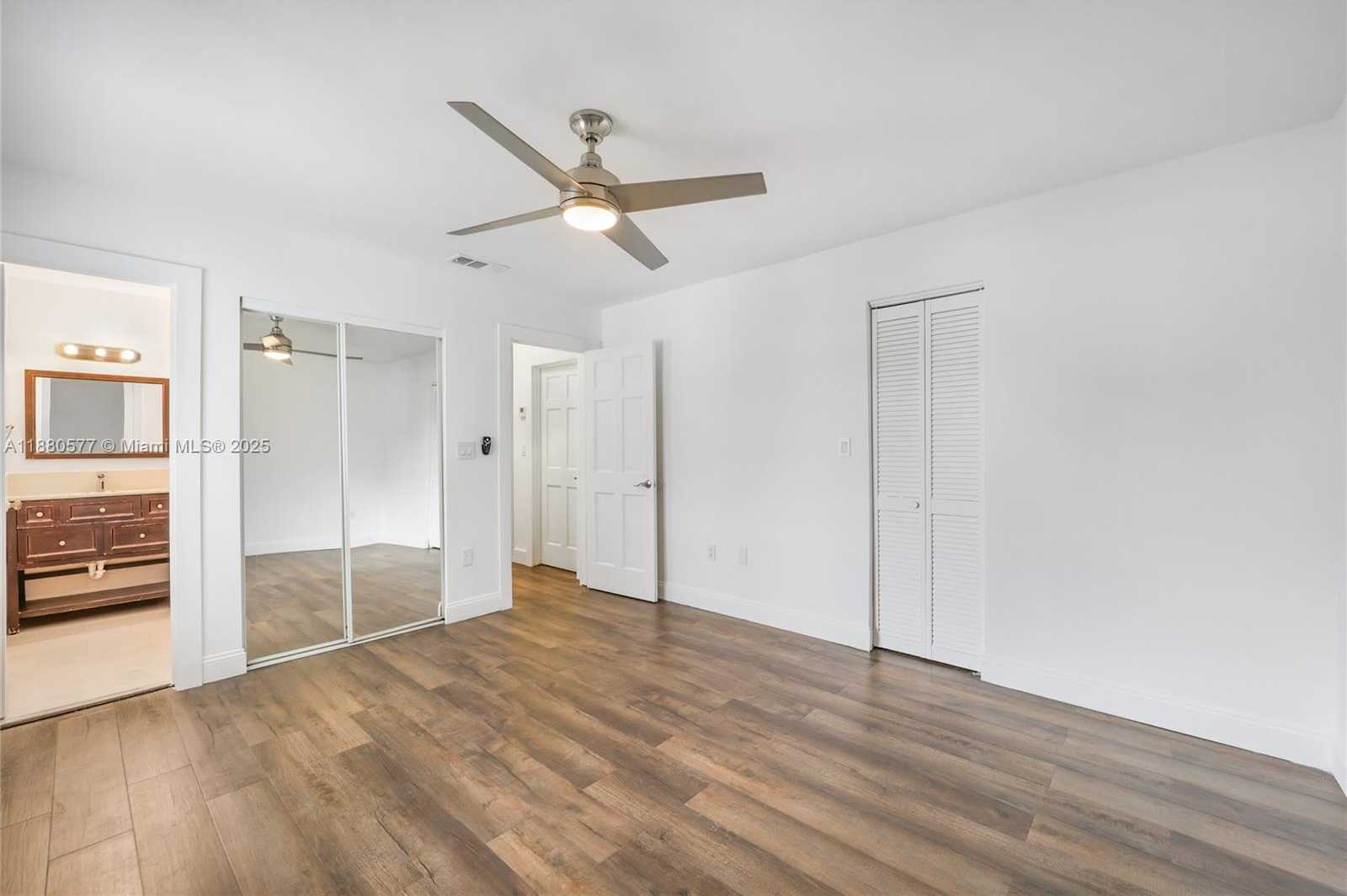 Small Image of 235 ANTILLA AVE #7, Coral Gables Number 14
