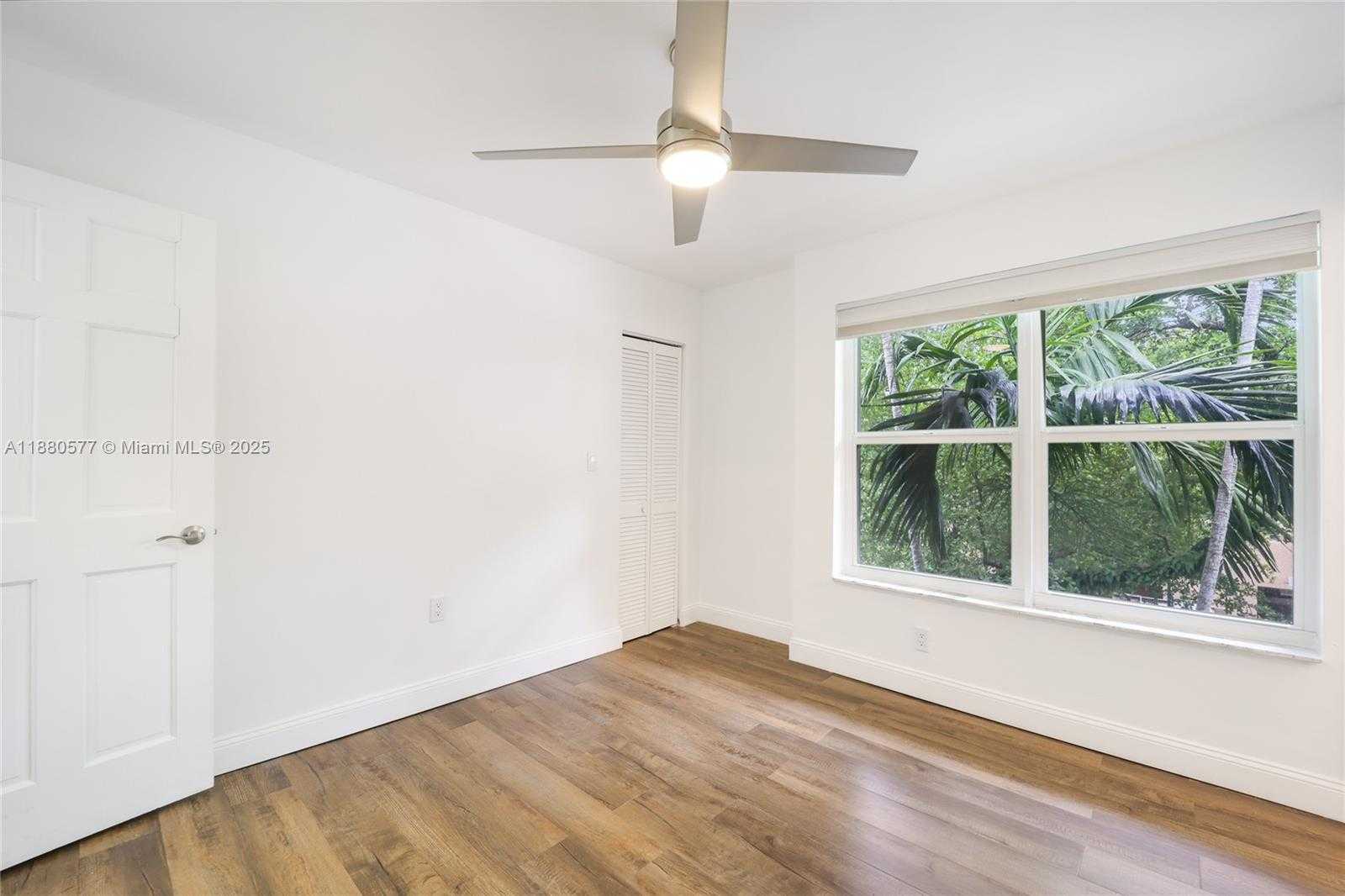 Small Image of 235 ANTILLA AVE #7, Coral Gables Number 19