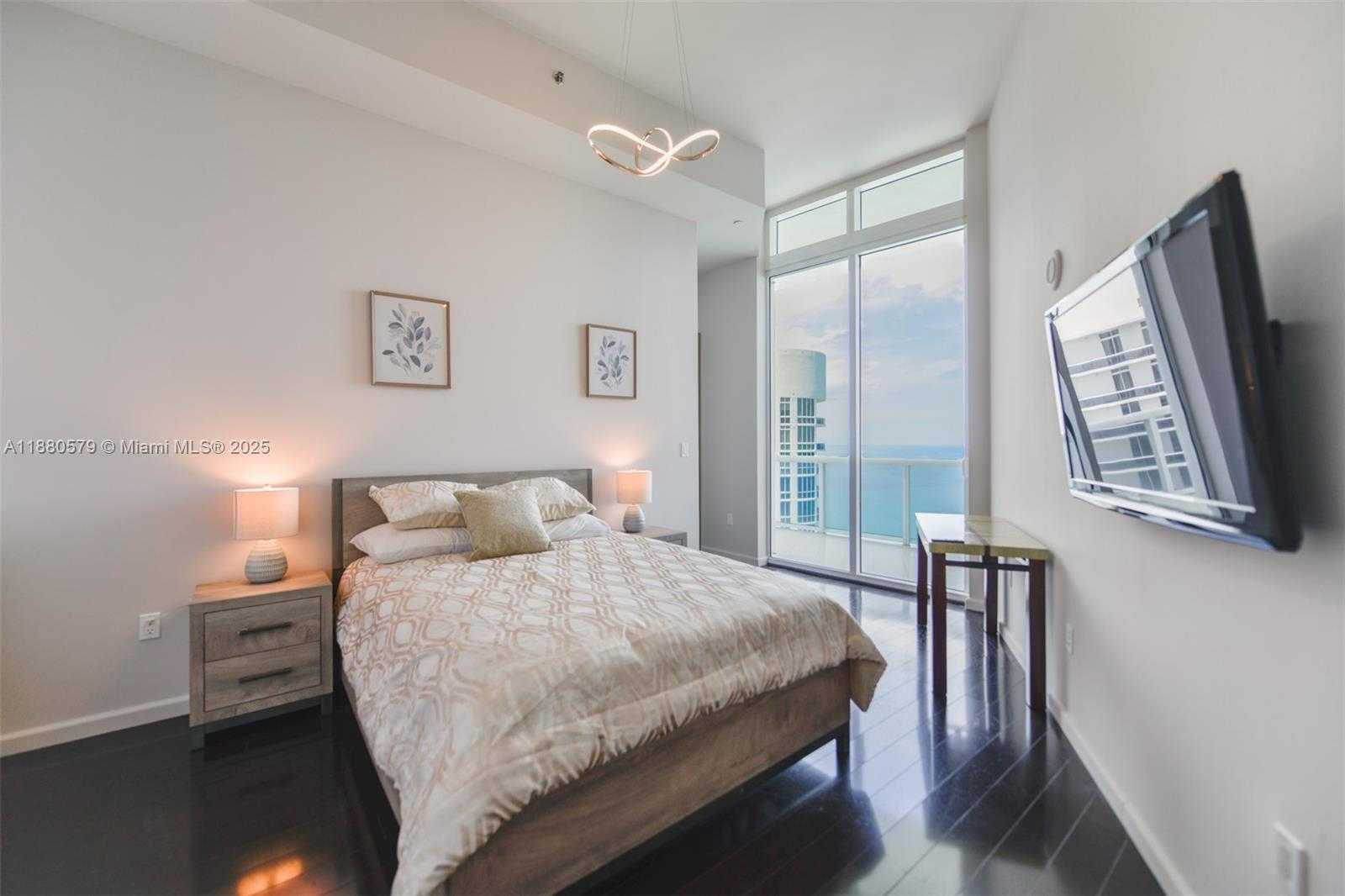 Small Image of 15901 COLLINS AVE #4203, Sunny Isles Beach Number 13
