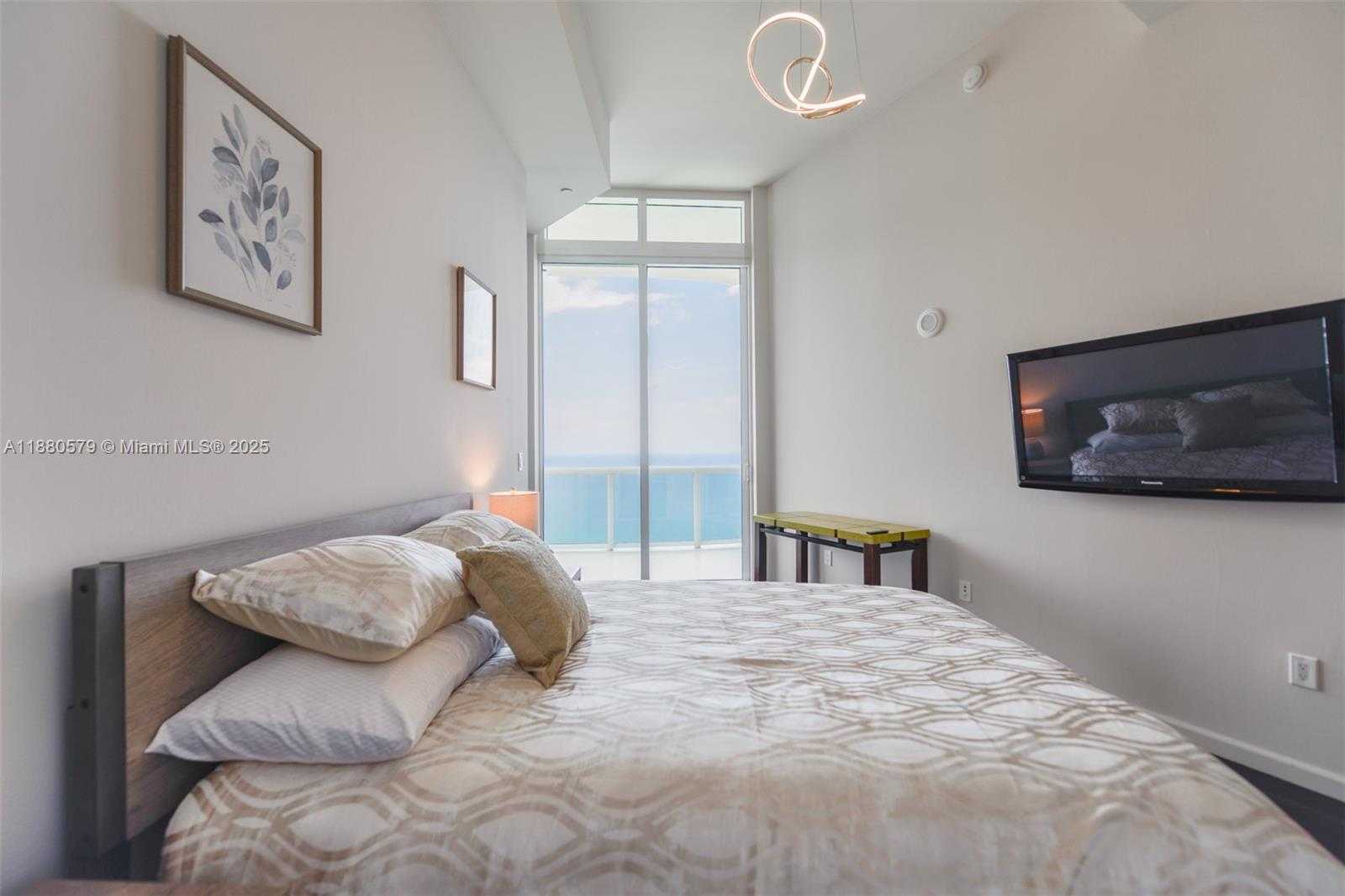 Small Image of 15901 COLLINS AVE #4203, Sunny Isles Beach Number 14