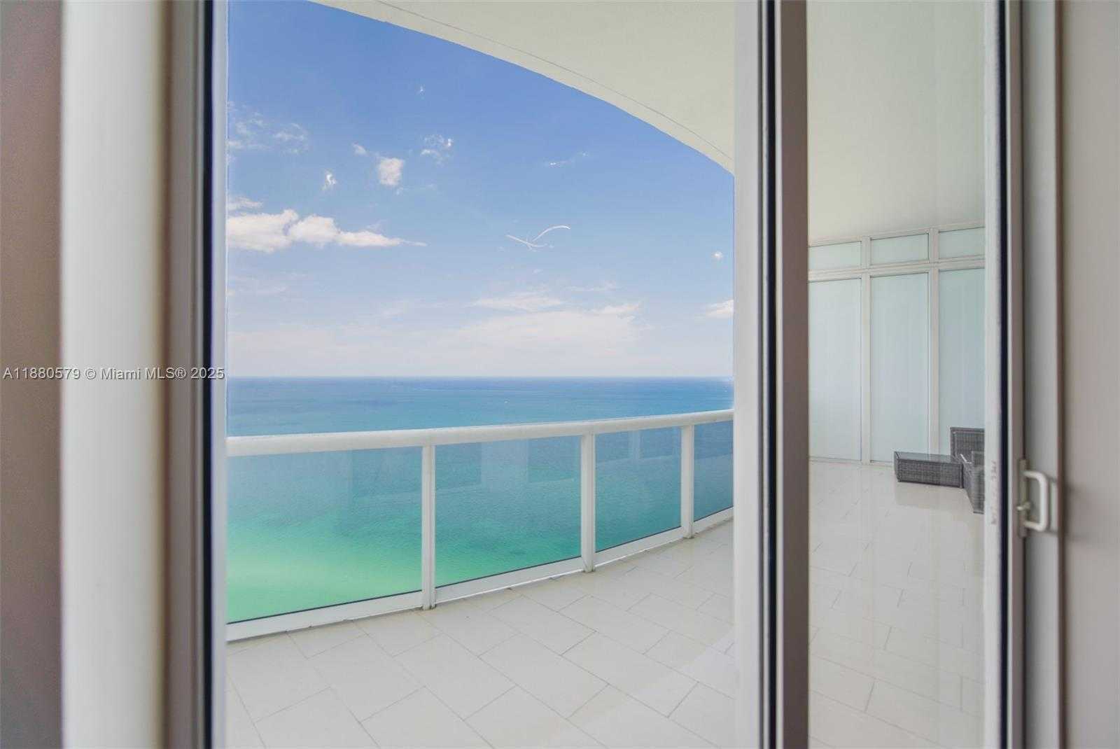 Small Image of 15901 COLLINS AVE #4203, Sunny Isles Beach Number 23