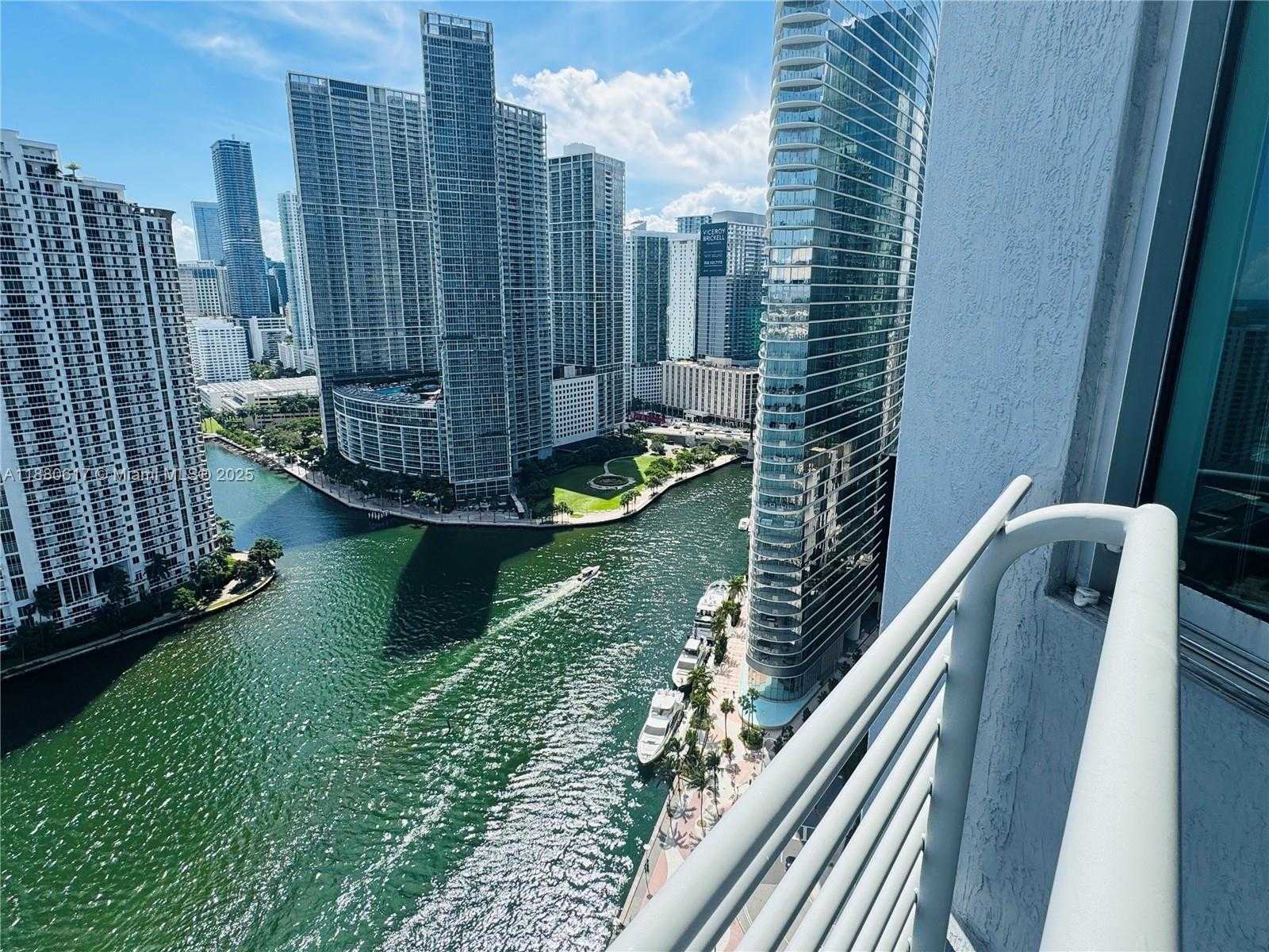 Small Image of 325 SOUTH BISCAYNE BLVD #3215, Miami Number 10