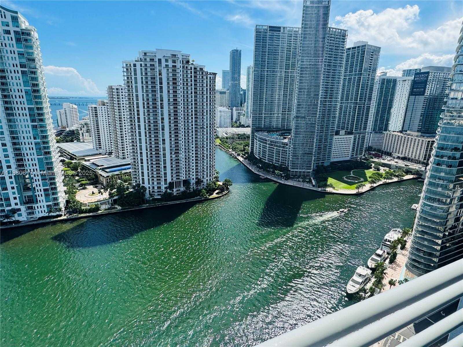 Small Image of 325 SOUTH BISCAYNE BLVD #3215, Miami Number 11
