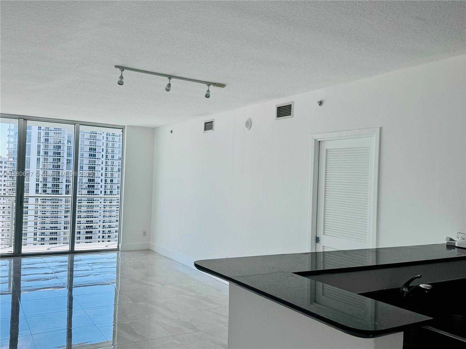 Small Image of 325 SOUTH BISCAYNE BLVD #3215, Miami Number 30