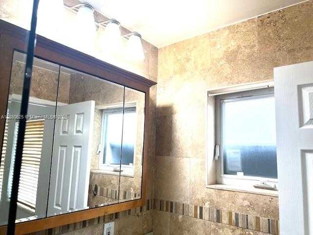 Small Image of 4150 SOUTH WEST 56TH TER, Davie Number 32