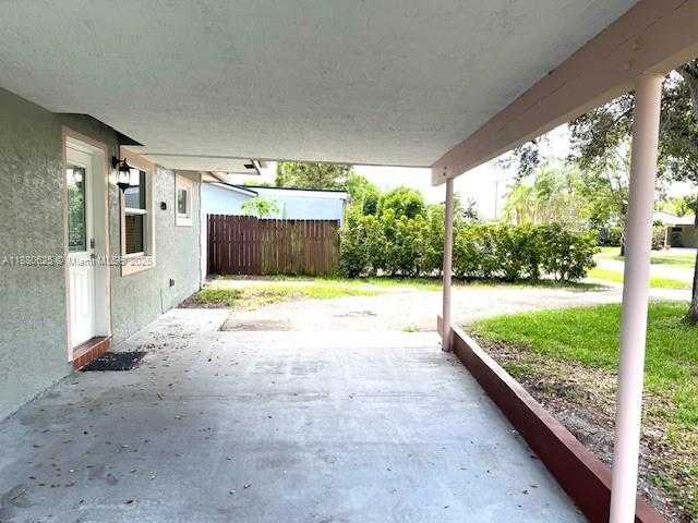 Small Image of 4150 SOUTH WEST 56TH TER, Davie Number 6
