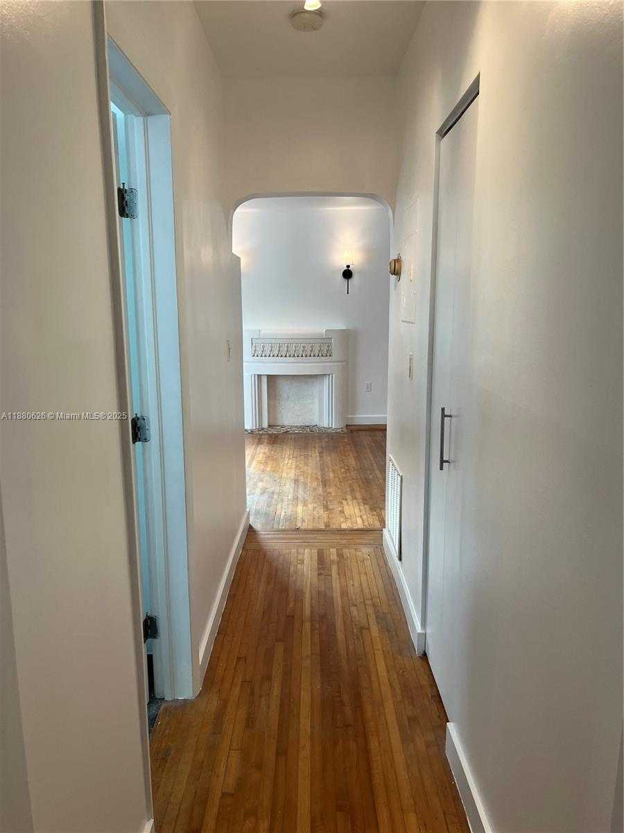 Small Image of 815 EUCLID AVE #14, Miami Beach Number 11