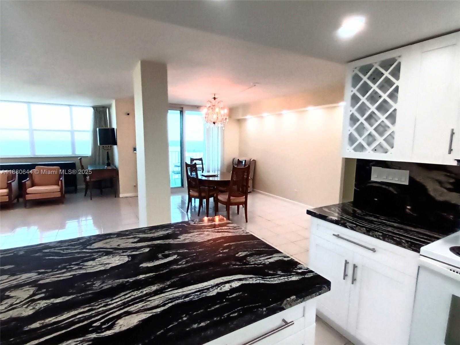 Small Image of 1410 SOUTH OCEAN DR #1208, Hollywood Number 19
