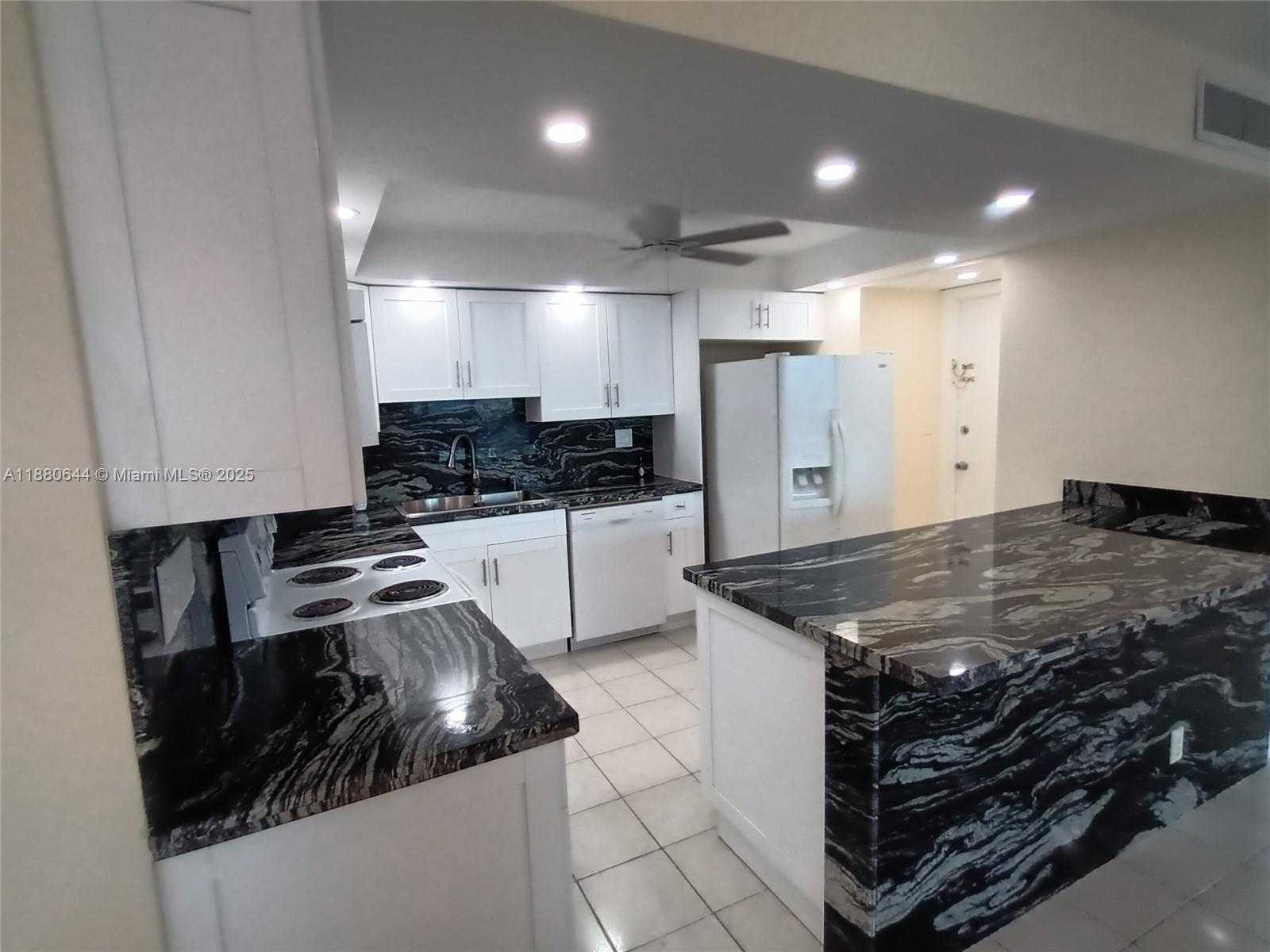 Small Image of 1410 SOUTH OCEAN DR #1208, Hollywood Number 21