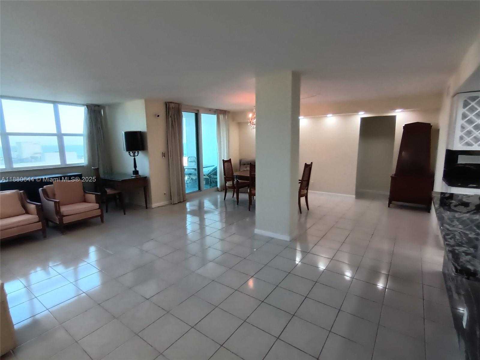 Small Image of 1410 SOUTH OCEAN DR #1208, Hollywood Number 24
