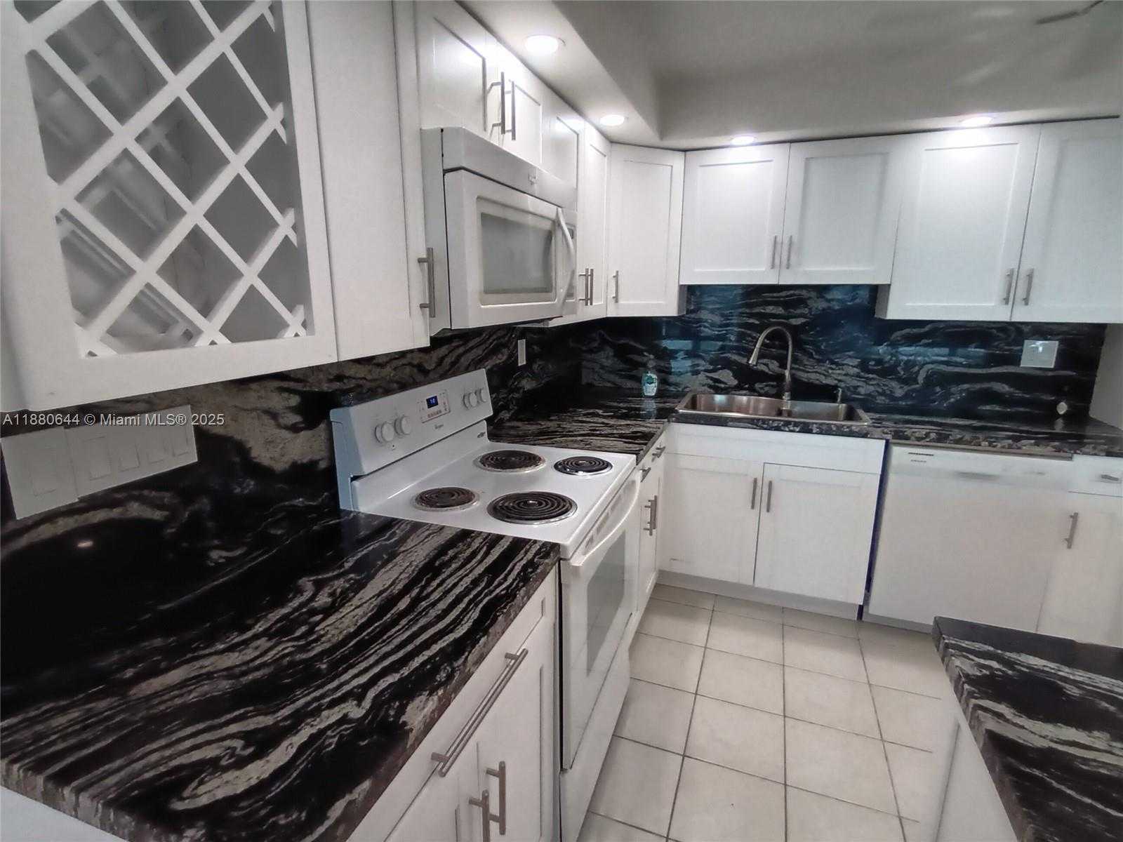 Small Image of 1410 SOUTH OCEAN DR #1208, Hollywood Number 27