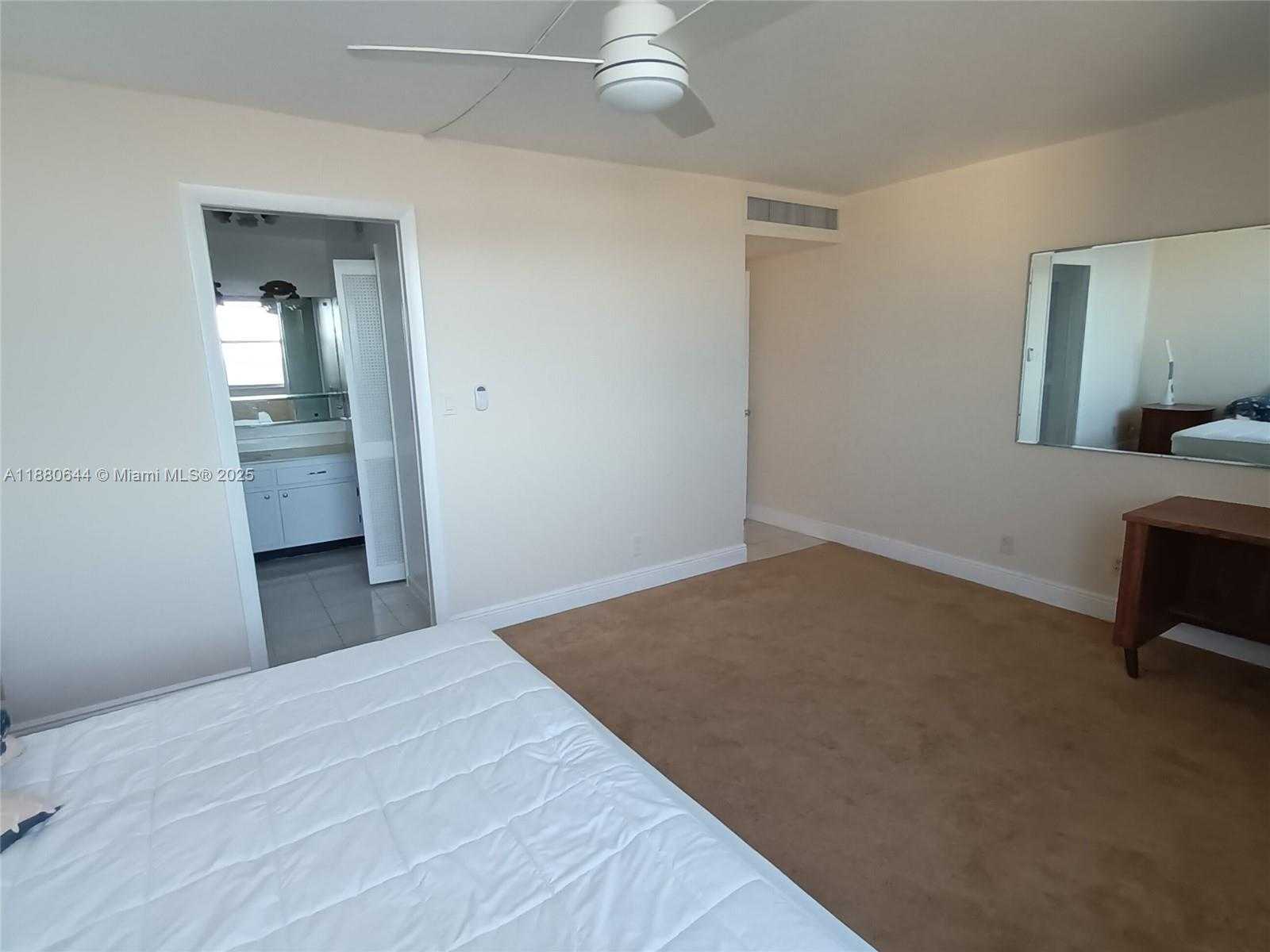 Small Image of 1410 SOUTH OCEAN DR #1208, Hollywood Number 35