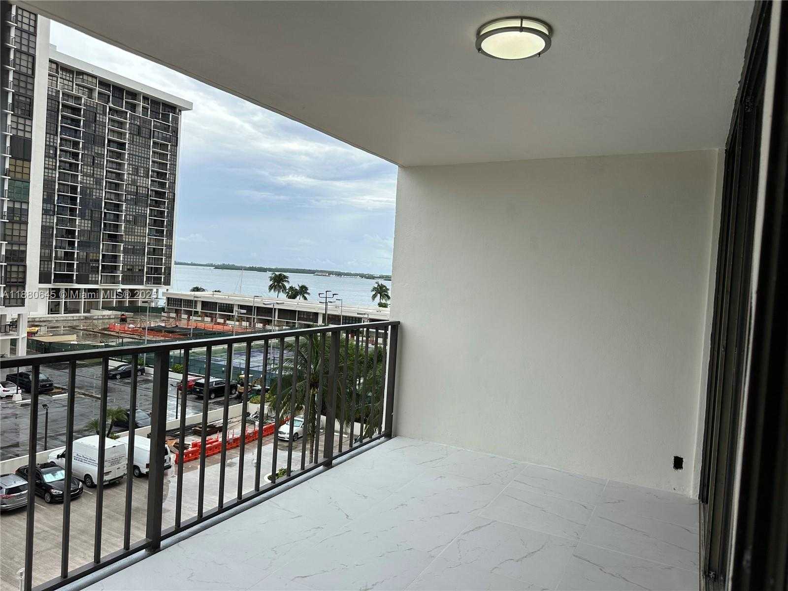 Small Image of 1915 BRICKELL AVE #604, Miami Number 10