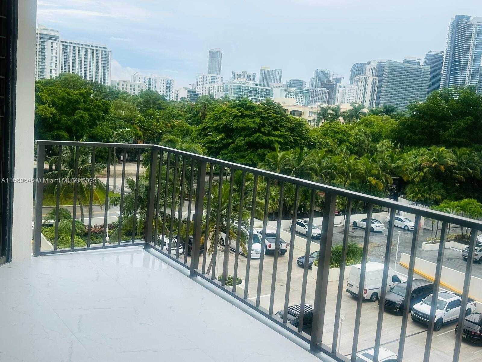 Small Image of 1915 BRICKELL AVE #604, Miami Number 12