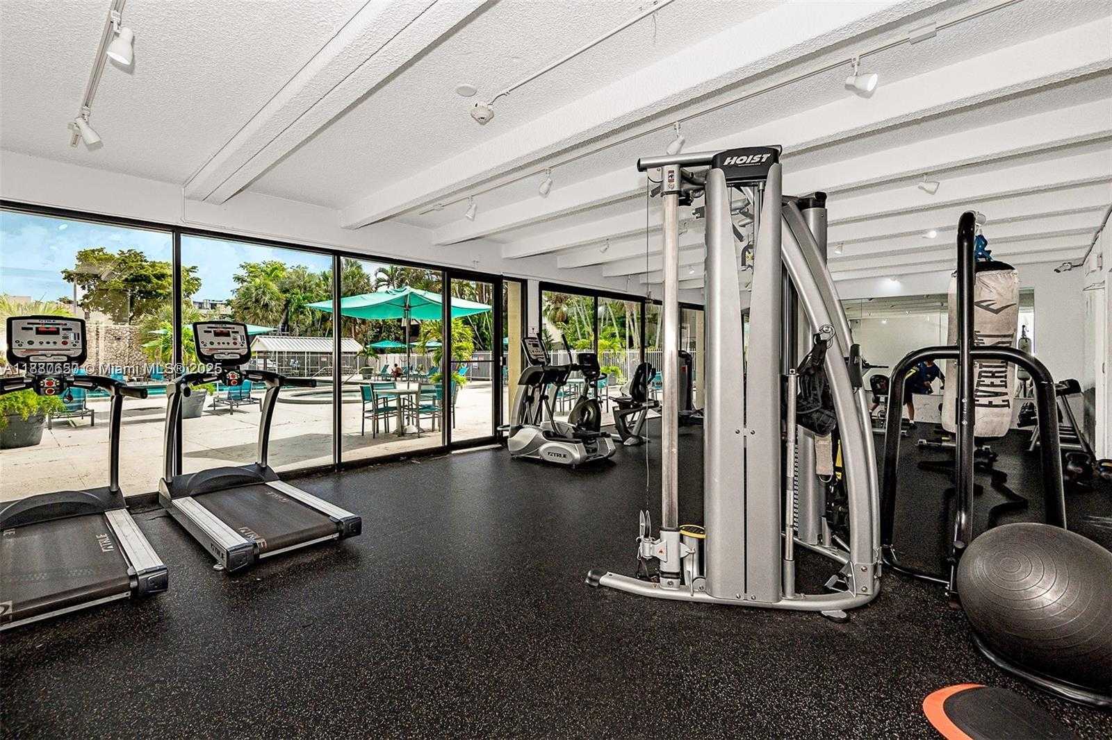 Small Image of 20350 WEST COUNTRY CLUB DR #PH24-4, Aventura Number 30
