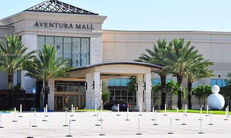 Small Image of 20350 WEST COUNTRY CLUB DR #PH24-4, Aventura Number 33