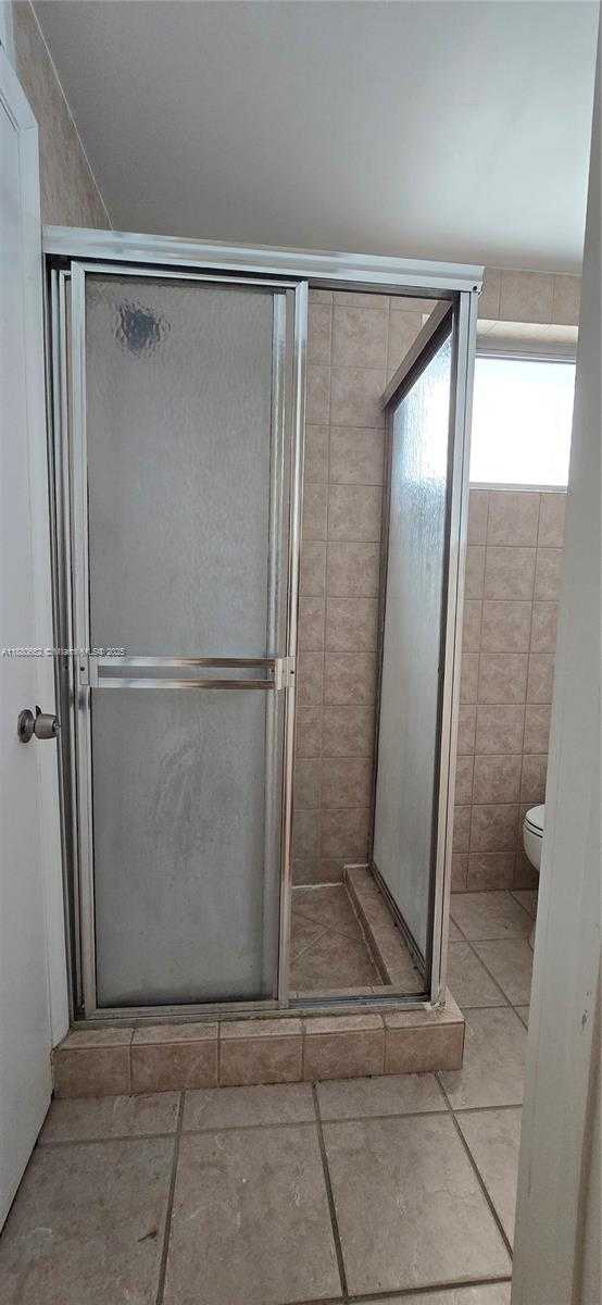 Small Image of 3915 PONCE DE LEON BLVD, Coral Gables Number 38