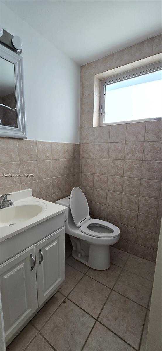 Small Image of 3915 PONCE DE LEON BLVD, Coral Gables Number 88