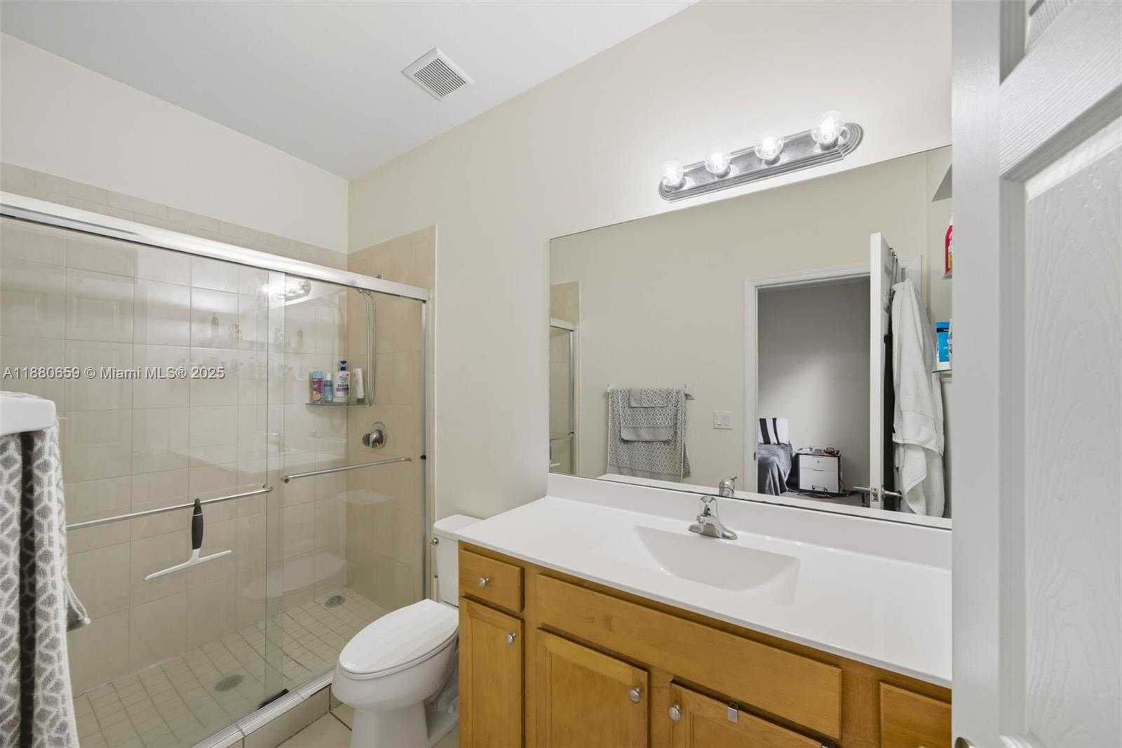 Small Image of 3392 WEST 92ND PL #3392, Hialeah Number 20