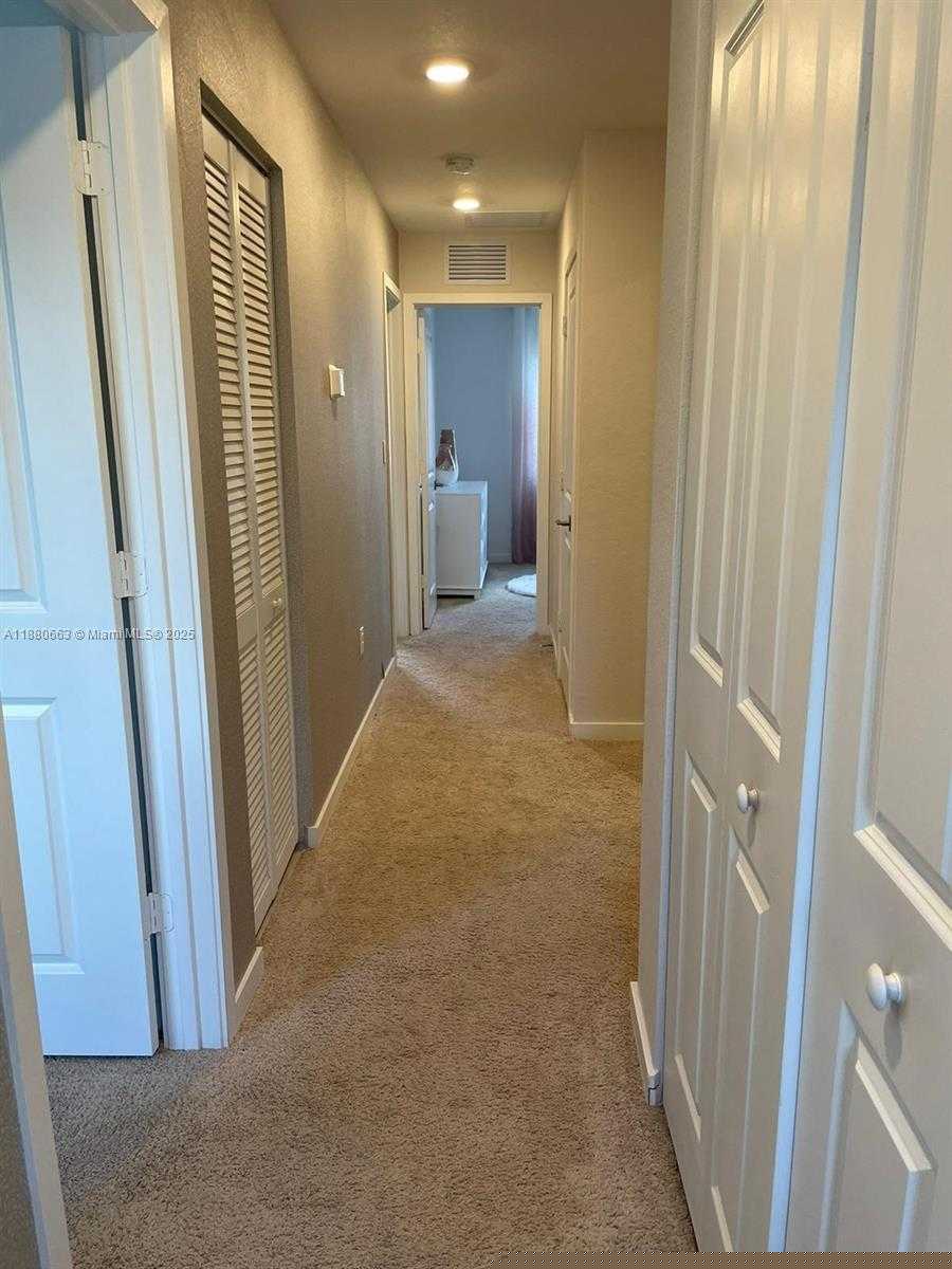 Imagen de Pequeño Objeto