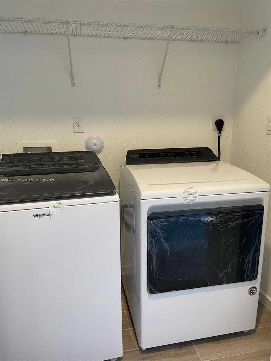 Imagen de Pequeño Objeto