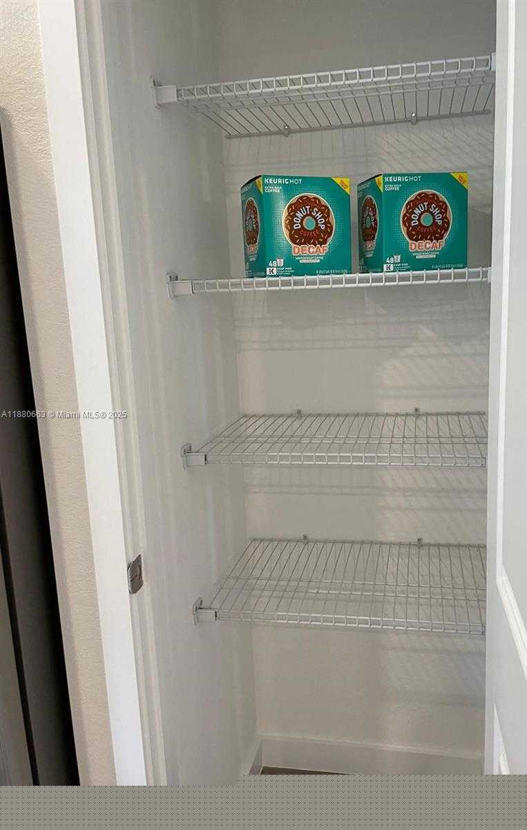 Imagen de Pequeño Objeto