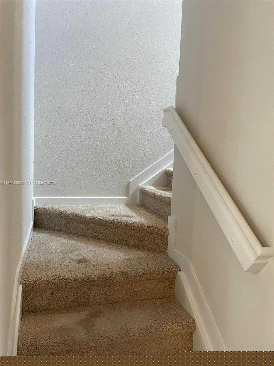 Imagen de Pequeño Objeto