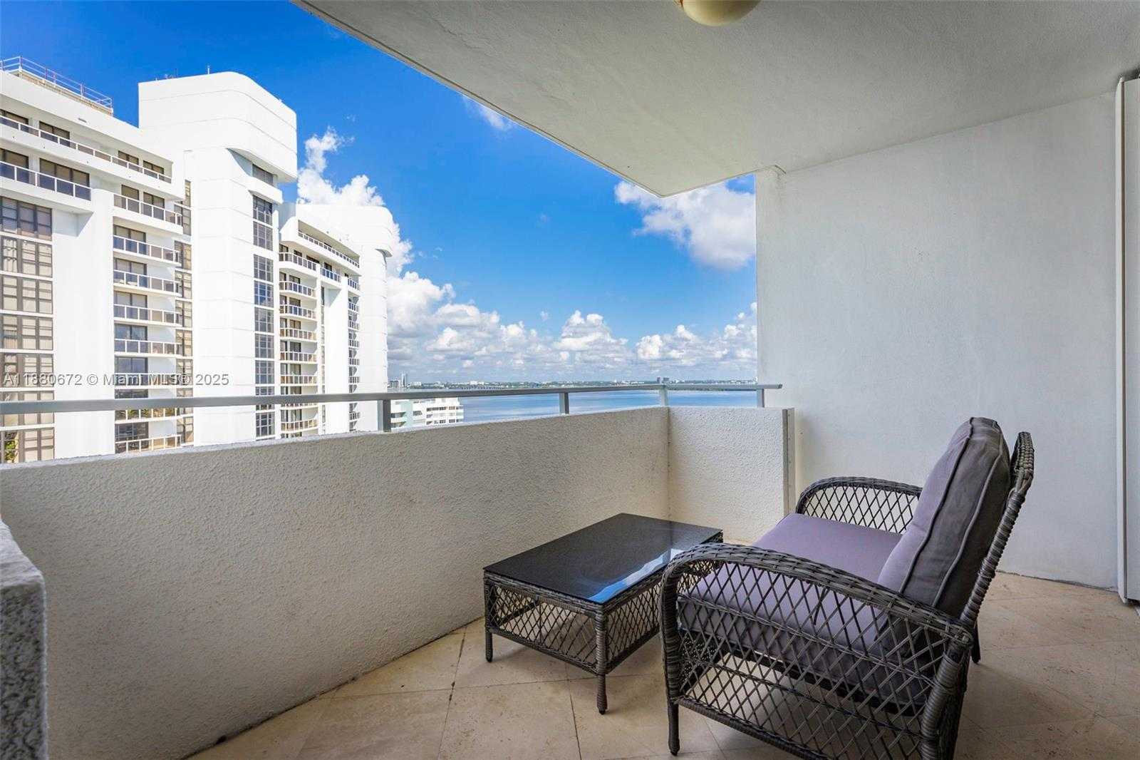 Small Image of 11 ISLAND AVE #2009, Miami Beach Number 22