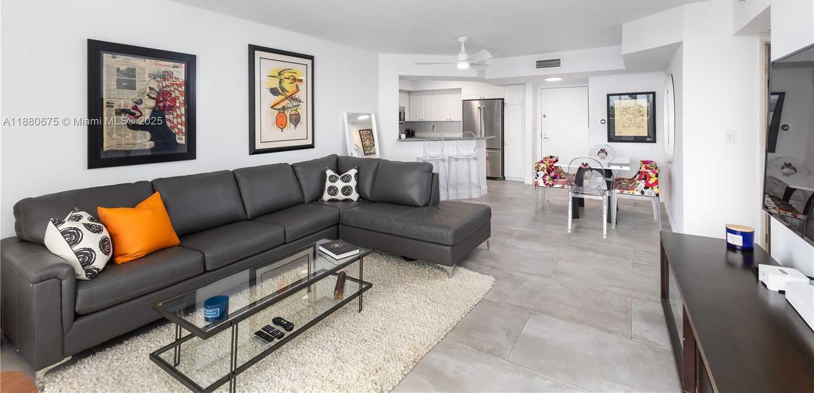 Small Image of 1800 SUNSET HARBOUR DR #815, Miami Beach Number 3