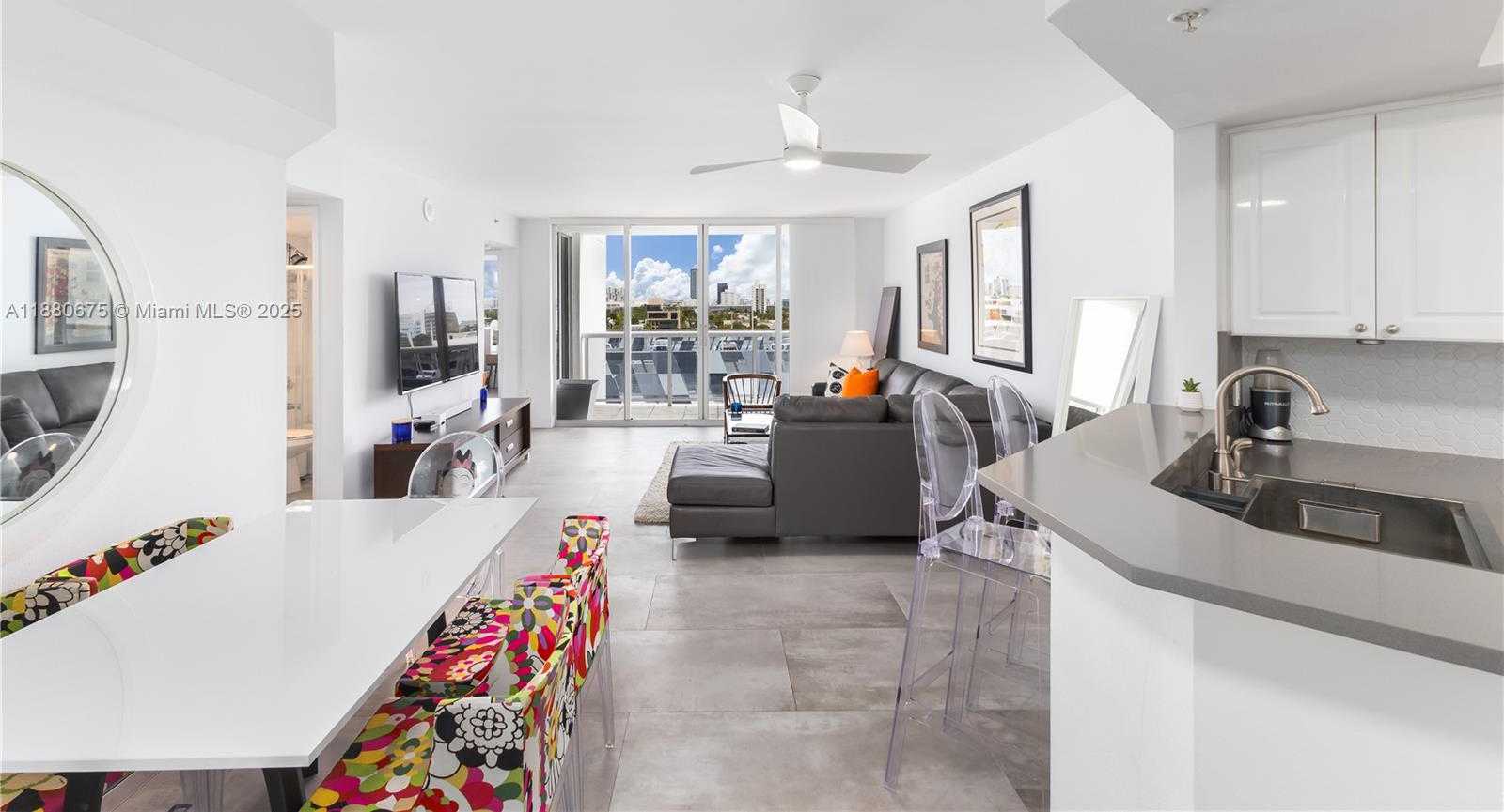Small Image of 1800 SUNSET HARBOUR DR #815, Miami Beach Number 8