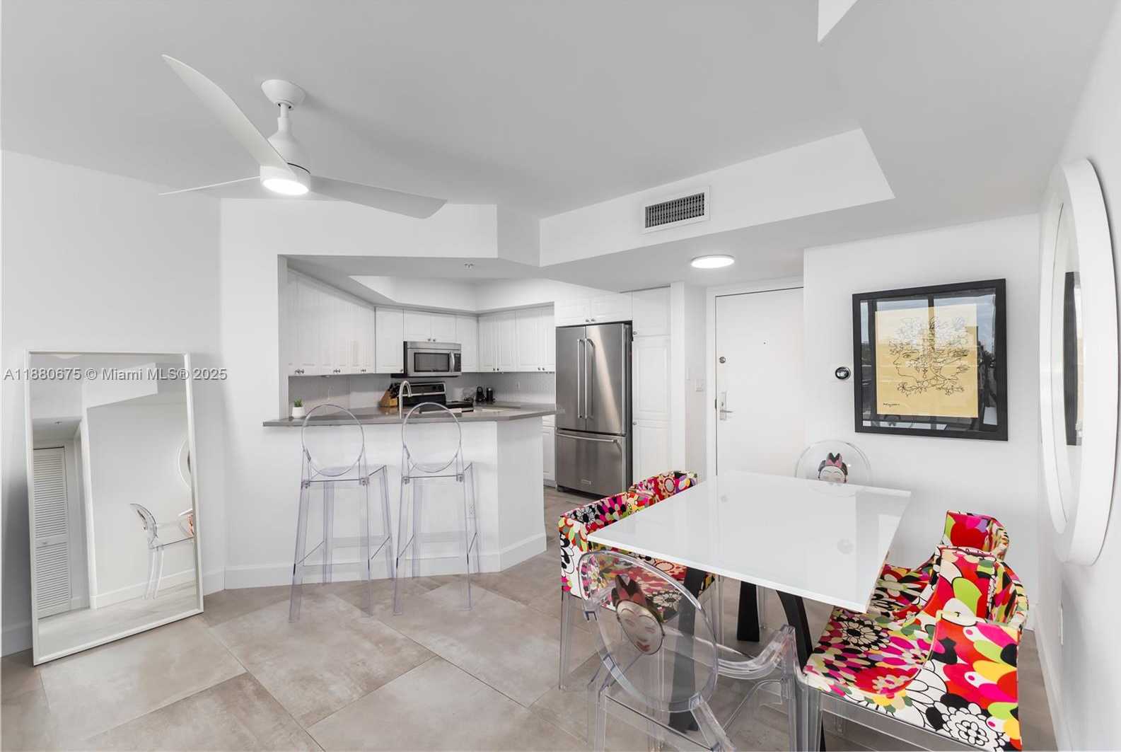 Small Image of 1800 SUNSET HARBOUR DR #815, Miami Beach Number 9