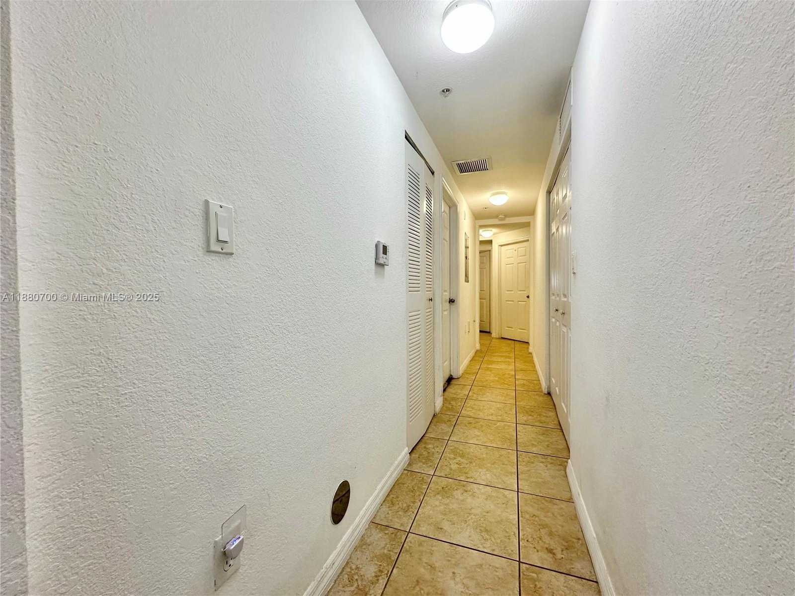 Small Image of 10870 NORTH WEST 88TH TER #103, Doral Number 18