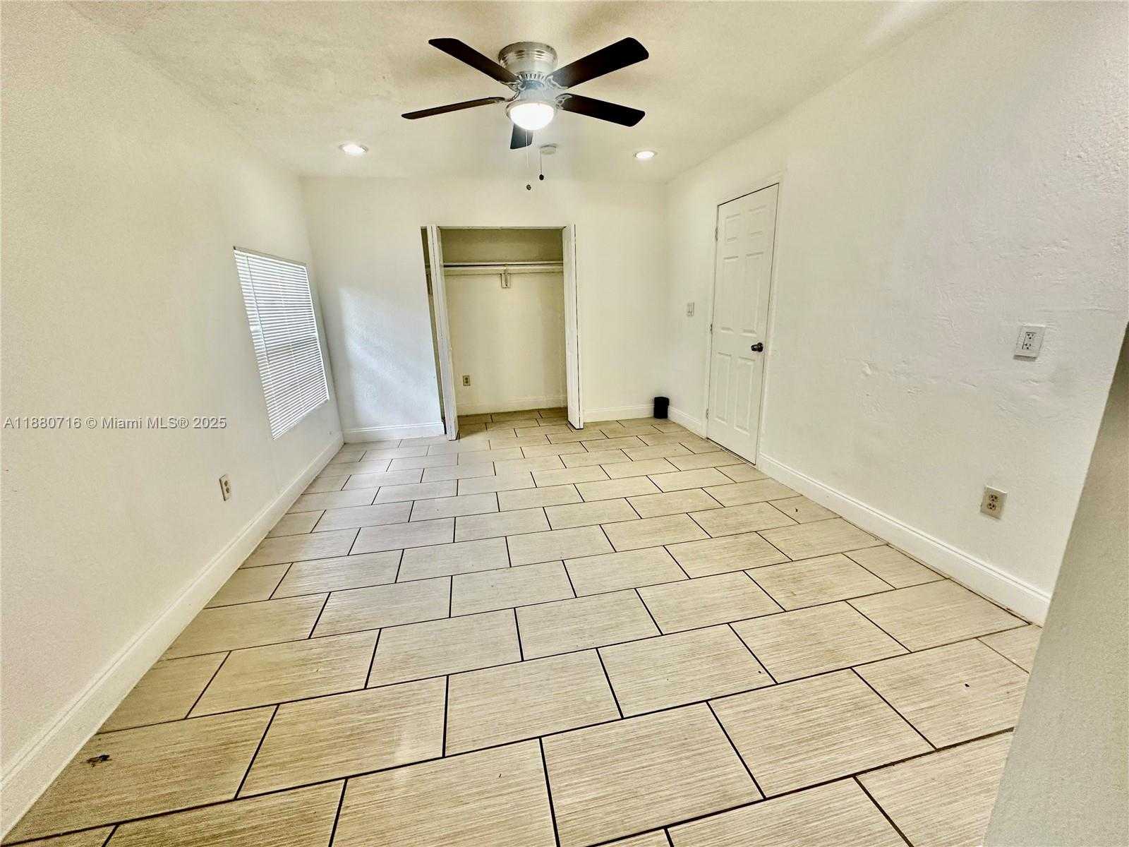 Small Image of 5519 NORTH WEST 4TH AVE #5519, Miami Number 10