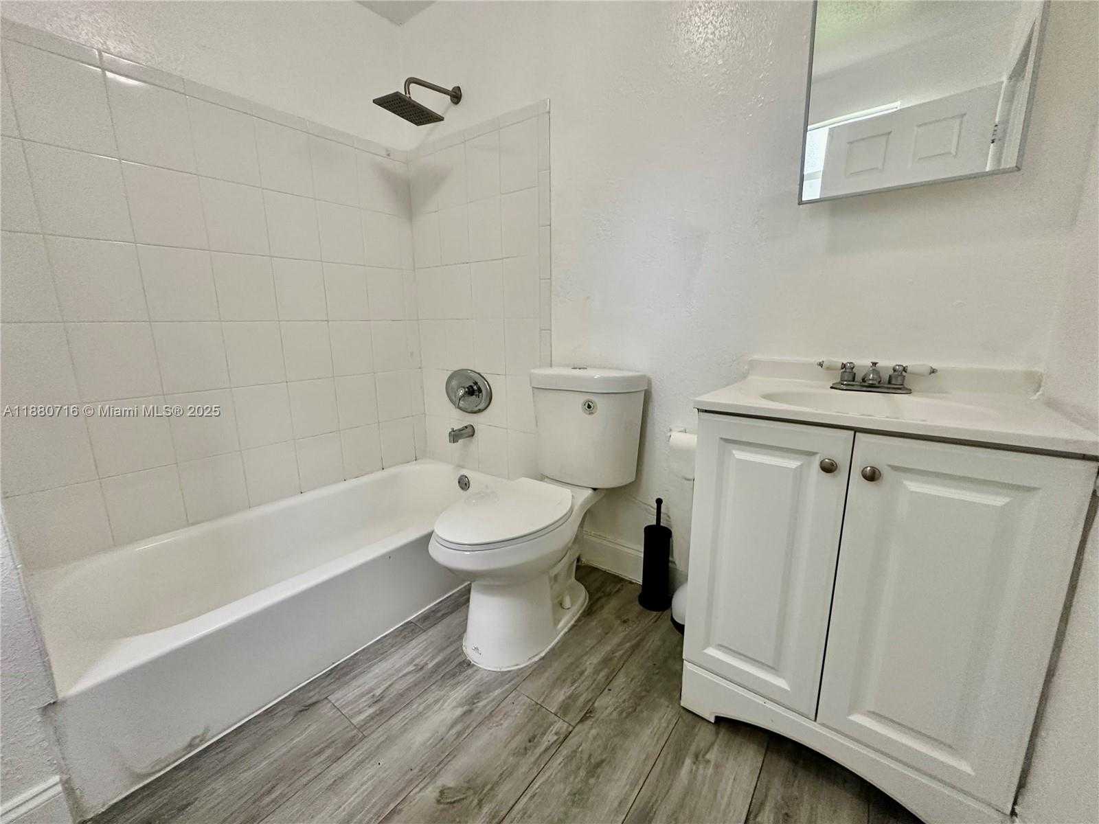 Small Image of 5519 NORTH WEST 4TH AVE #5519, Miami Number 16