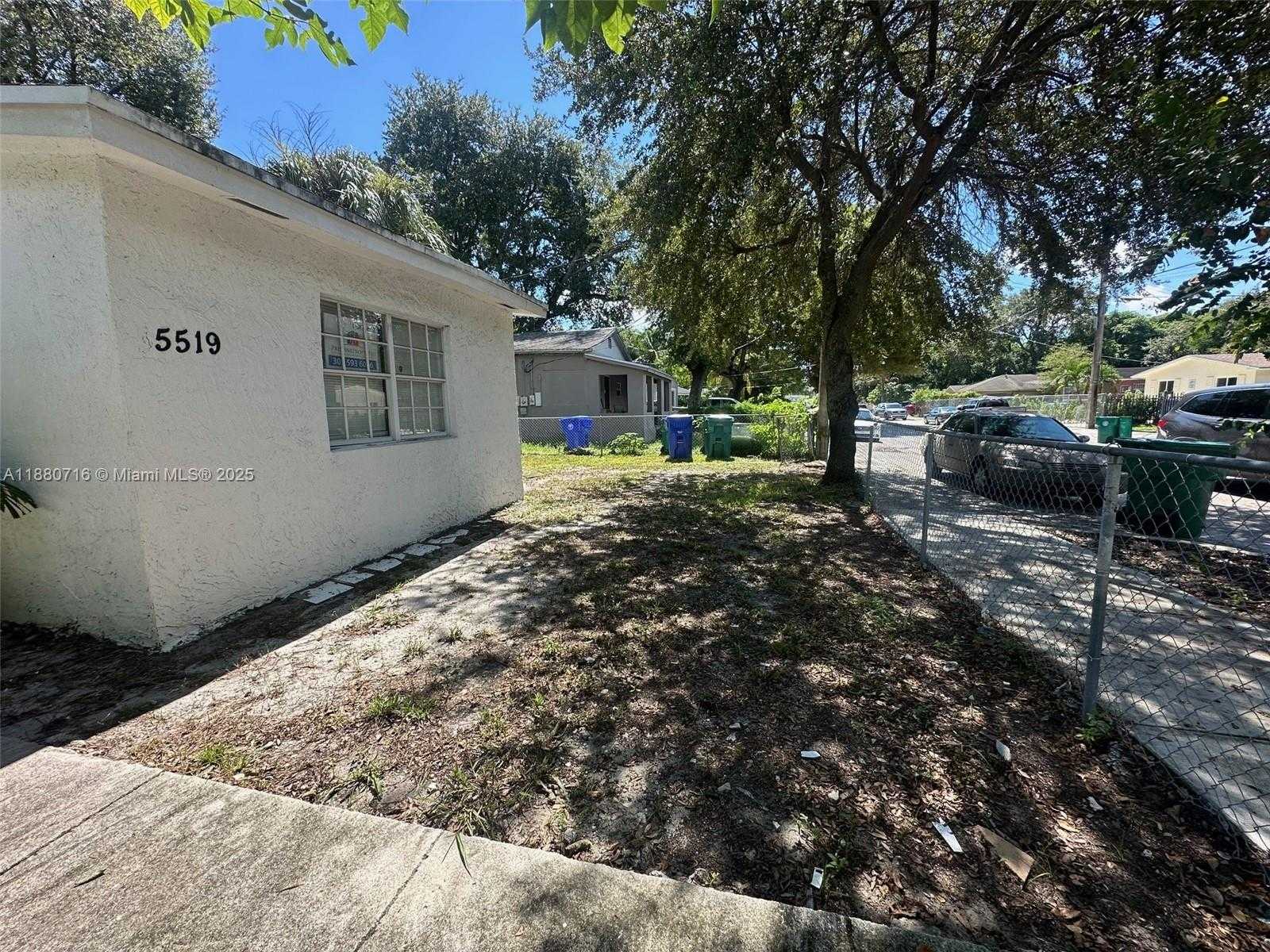 Small Image of 5519 NORTH WEST 4TH AVE #5519, Miami Number 23