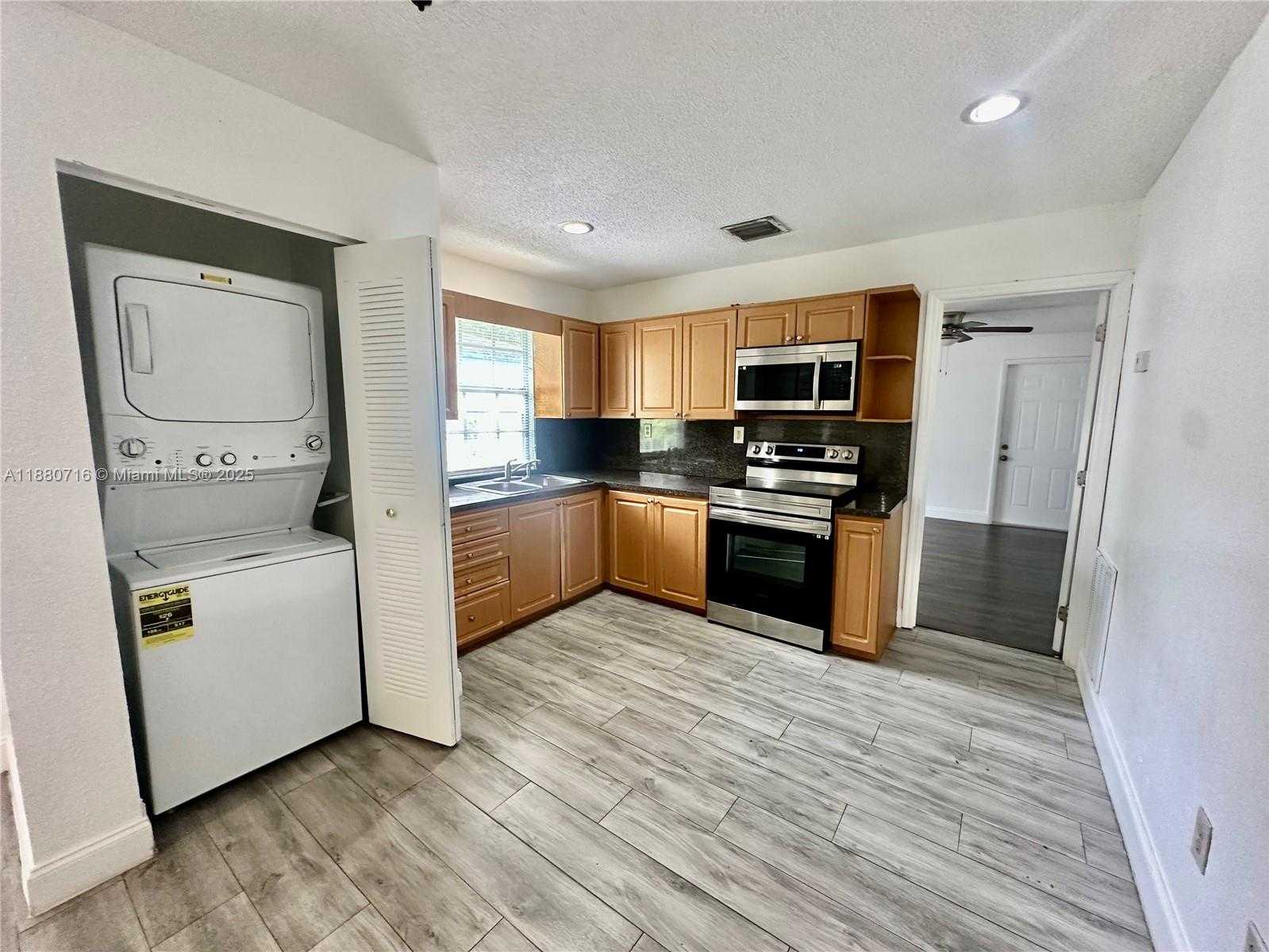 Small Image of 5519 NORTH WEST 4TH AVE #5519, Miami Number 5