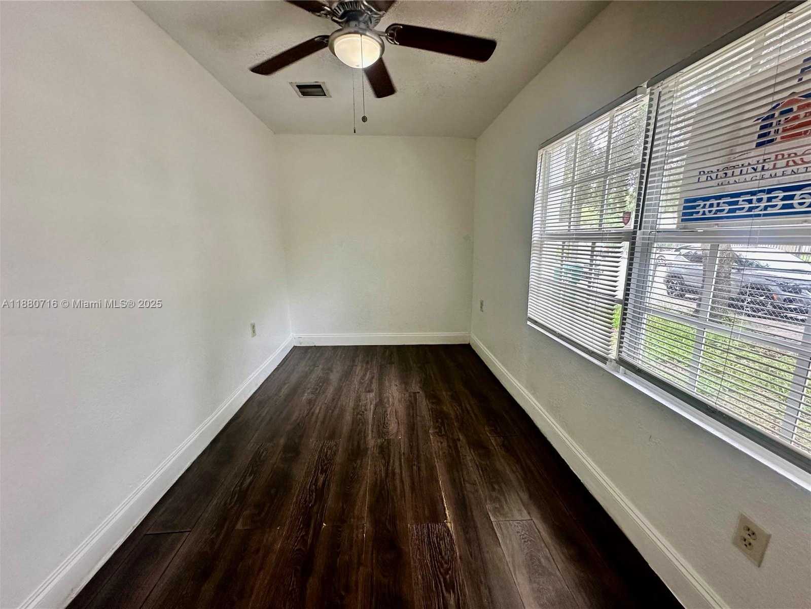 Small Image of 5519 NORTH WEST 4TH AVE #5519, Miami Number 7