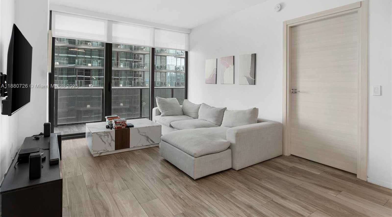Small Image of 801 SOUTH MIAMI AVE #3207, Miami Number 2