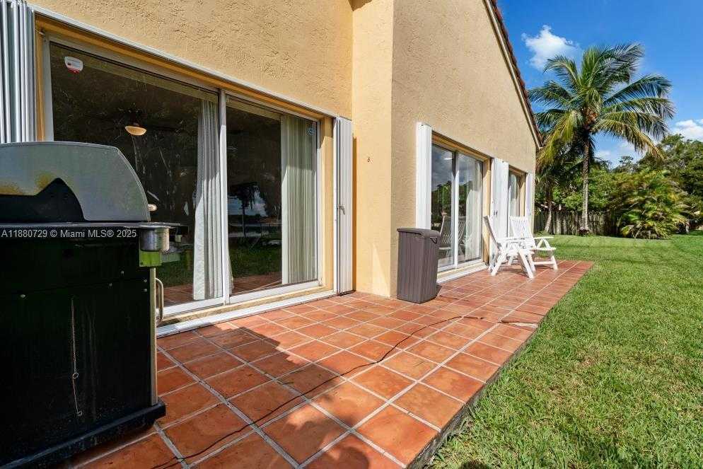 Small Image of 11221 SOUTH WEST 149TH PL, Miami Number 28